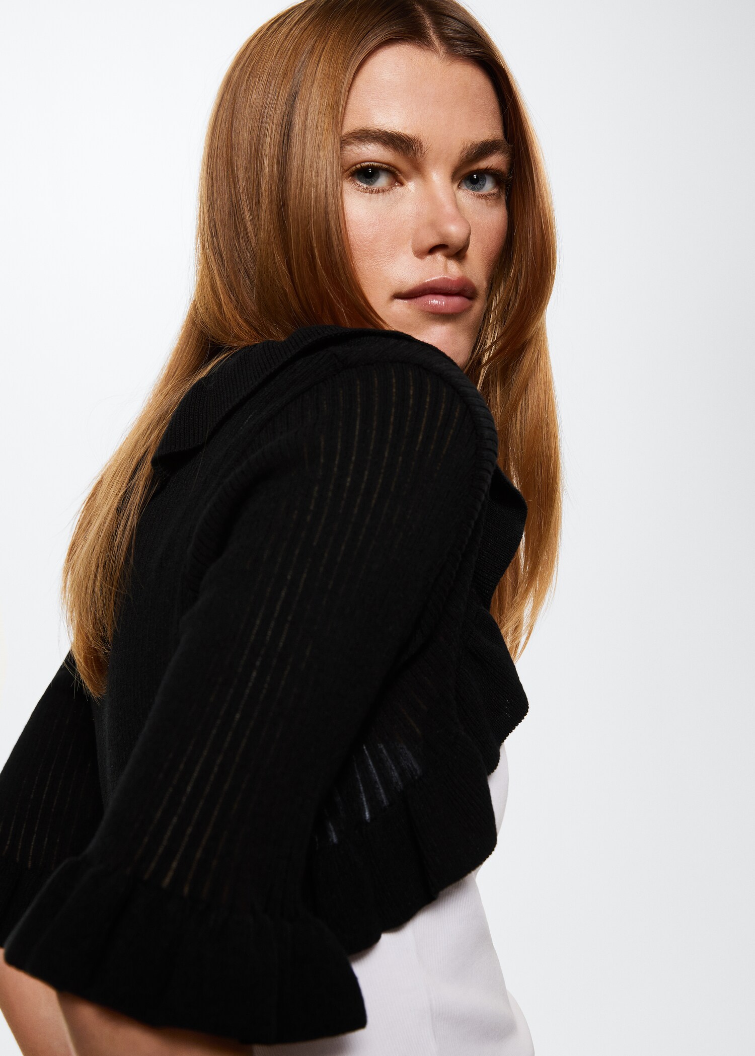 Ruffle  knit cardigan - Details of the article 1