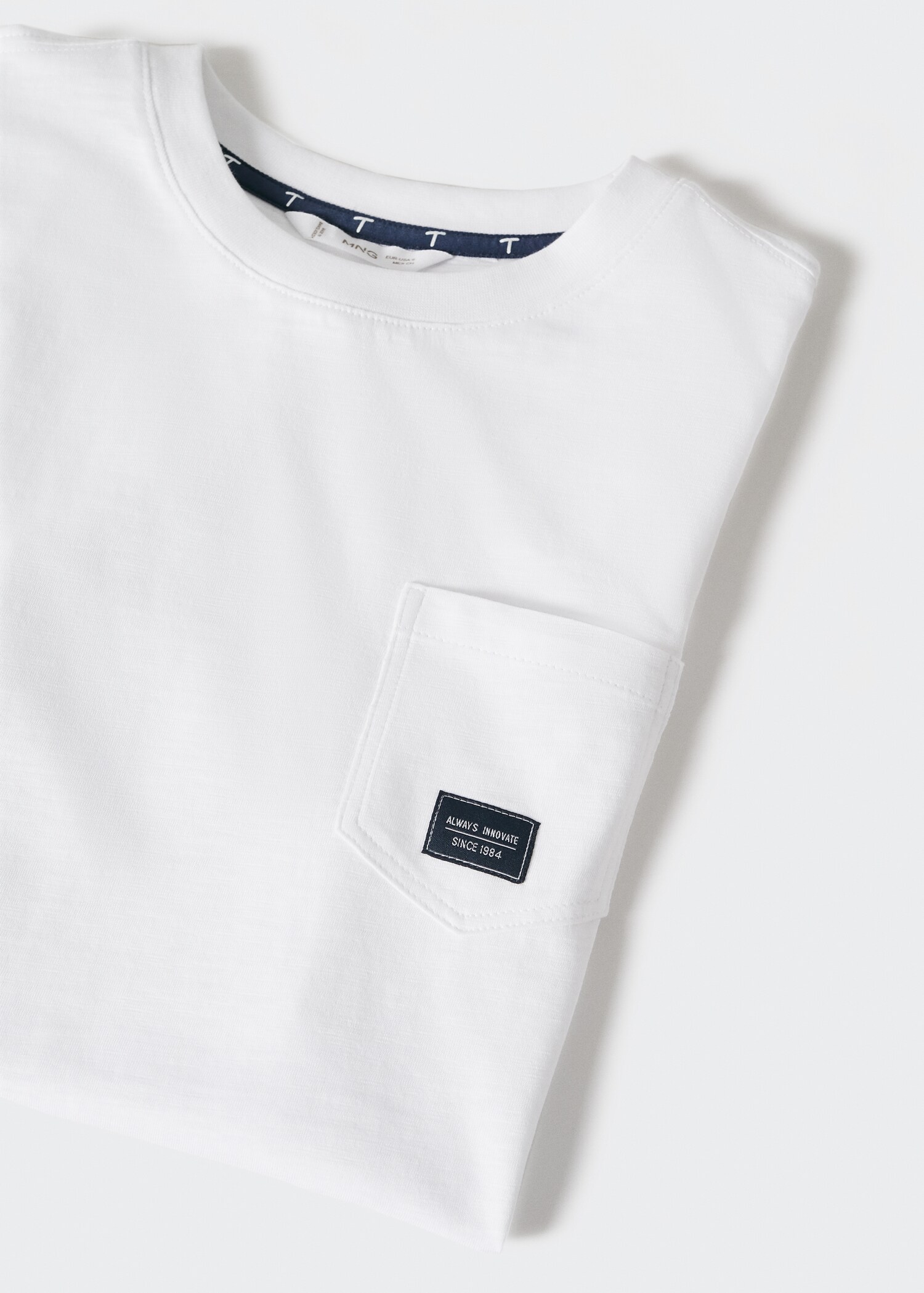 Pocket cotton T-shirt - Details of the article 8