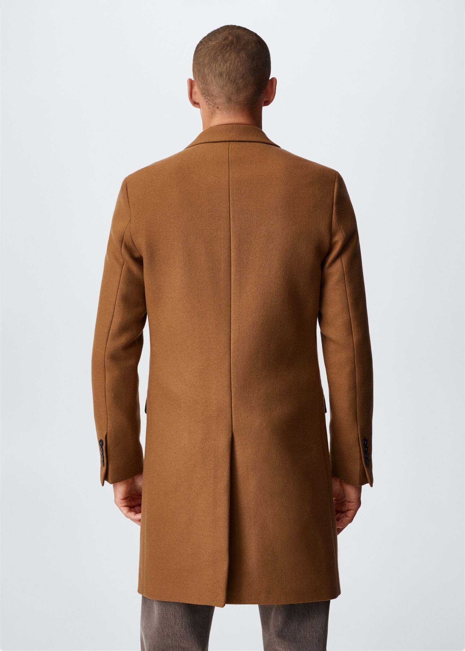 Wool overcoat - Reverse of the article