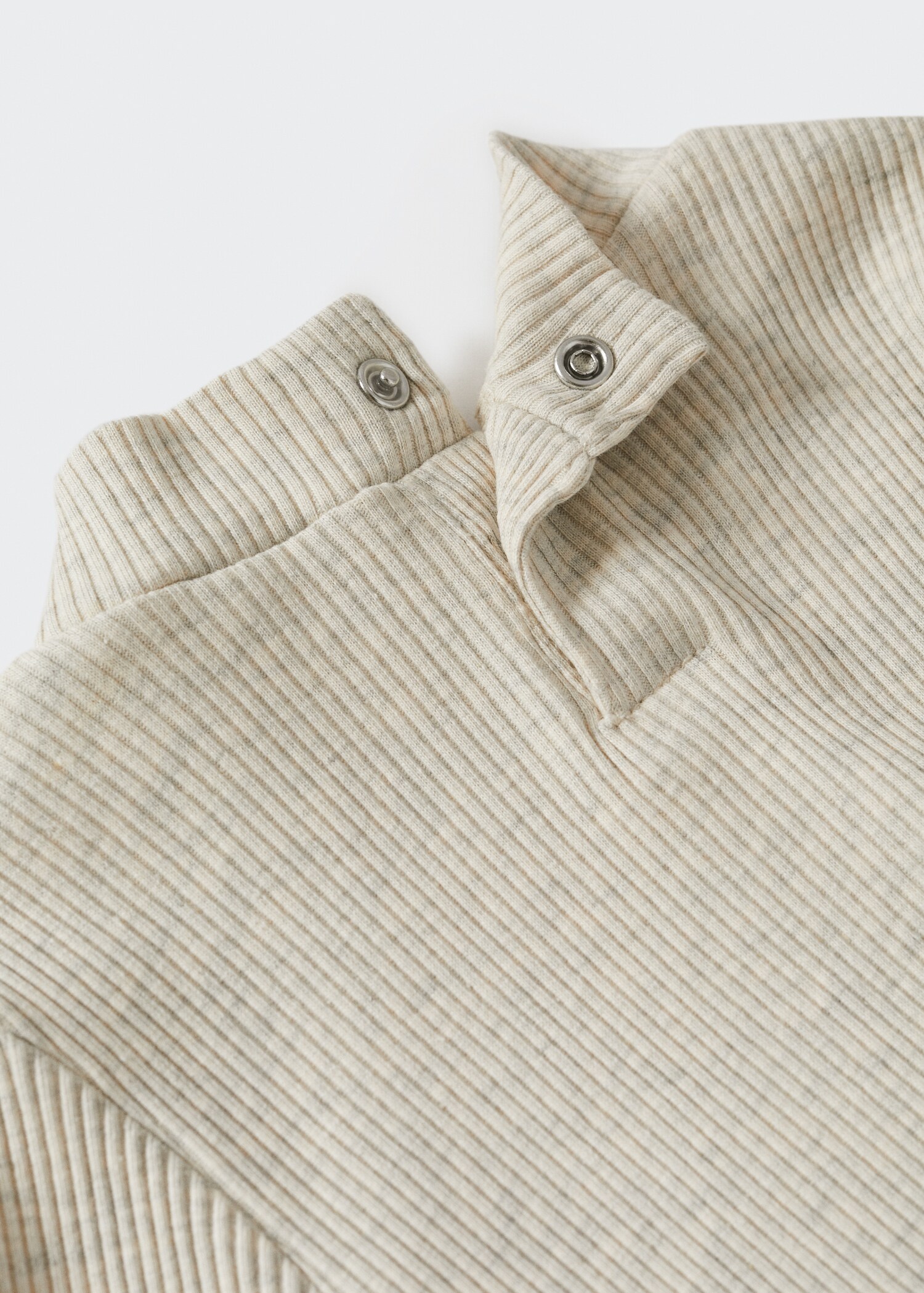 Camiseta canalé cuello alto - Detalle del artículo 9