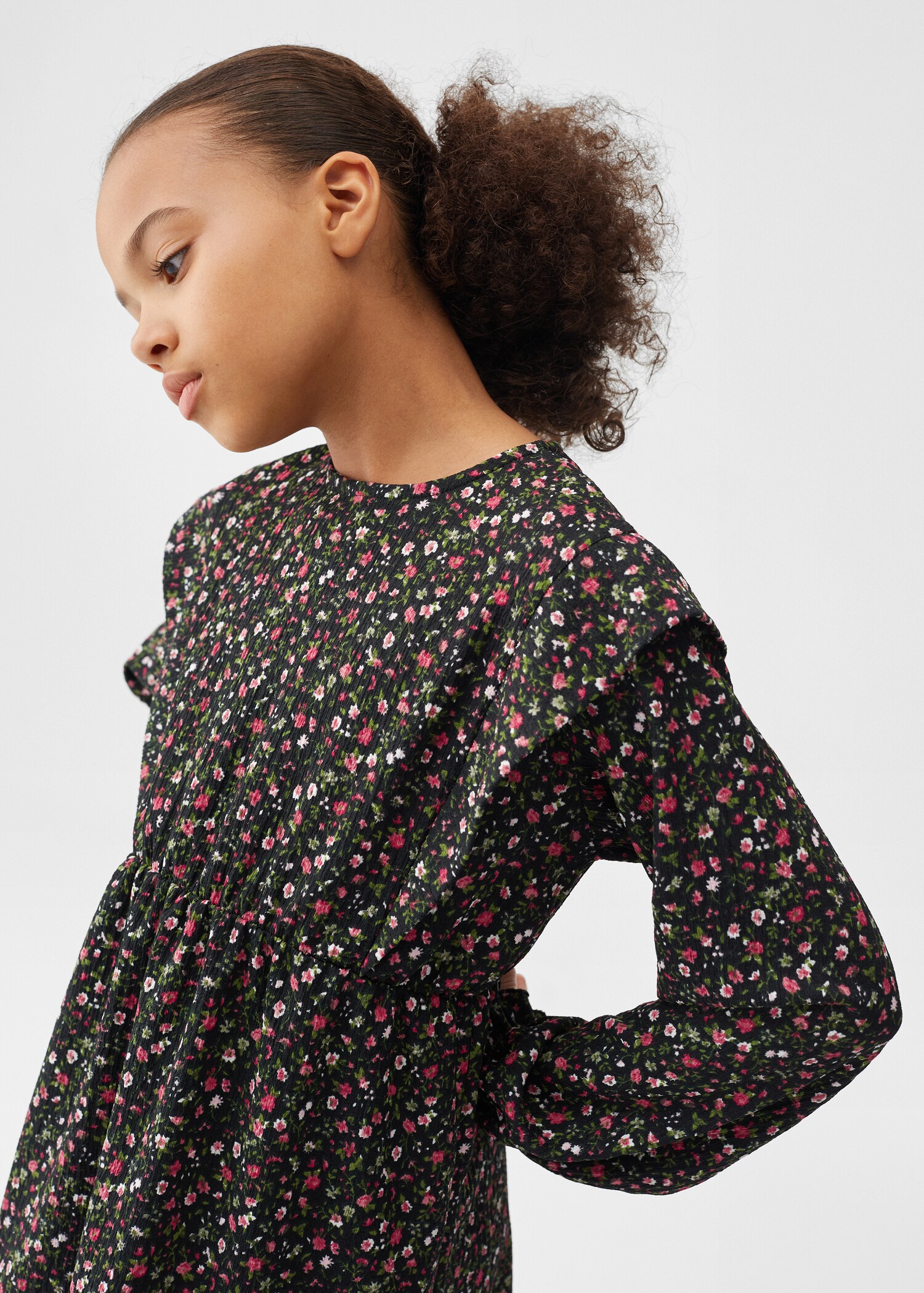 Kleid mit Blumenmuster - Detail des Artikels 1