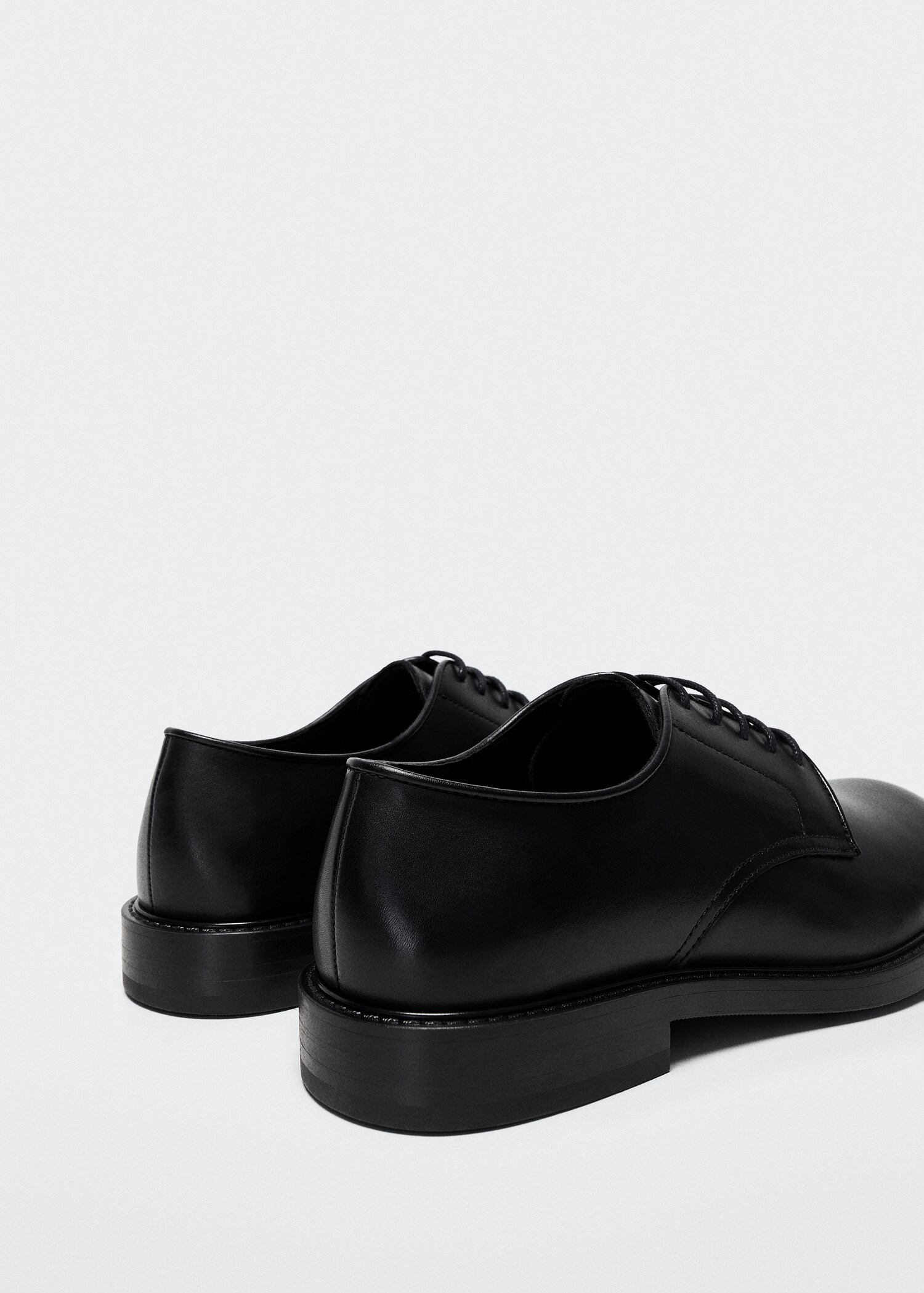 Leather suit shoes - Details of the article 1