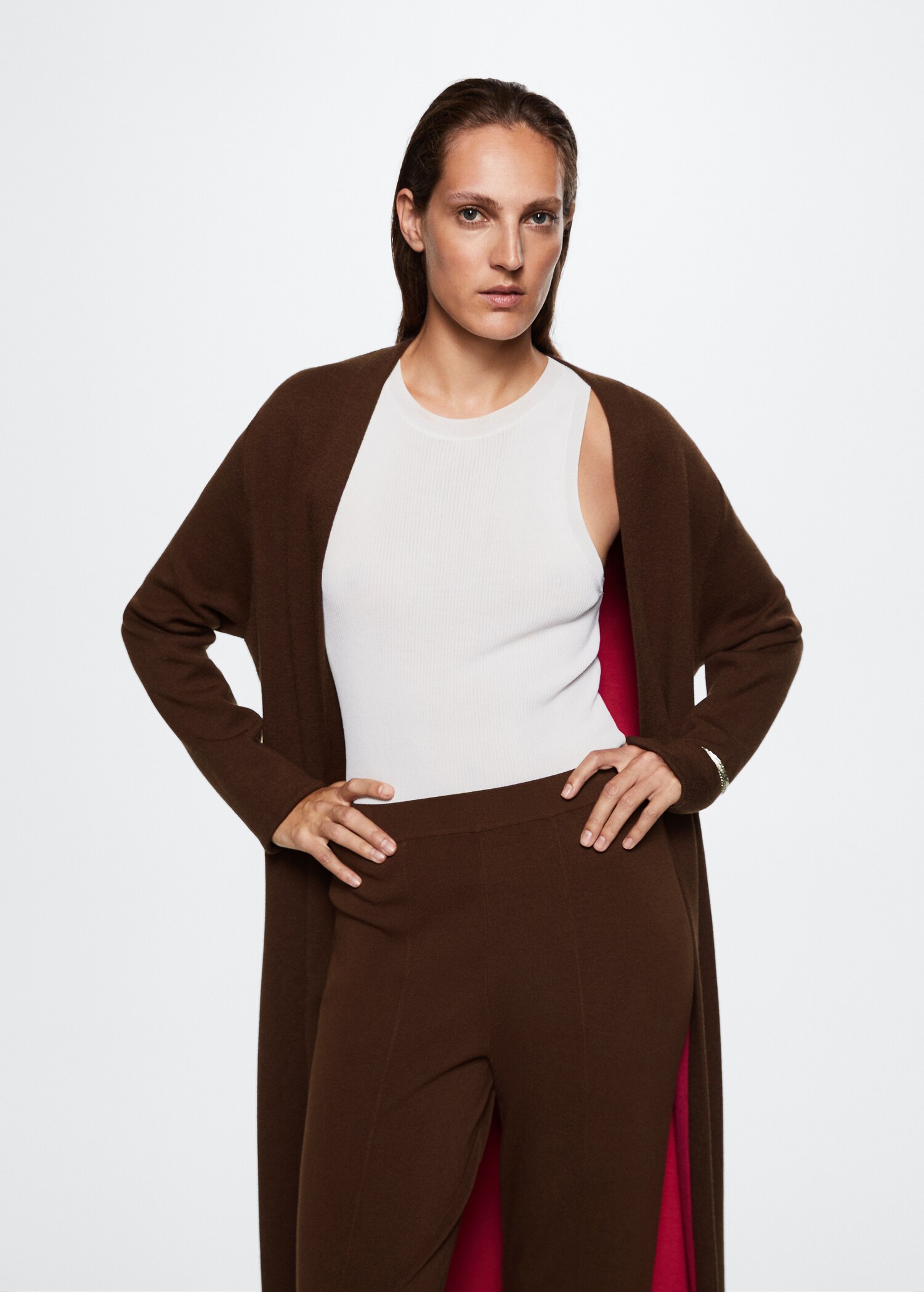 Knitted flared trousers with slits - Details of the article 4
