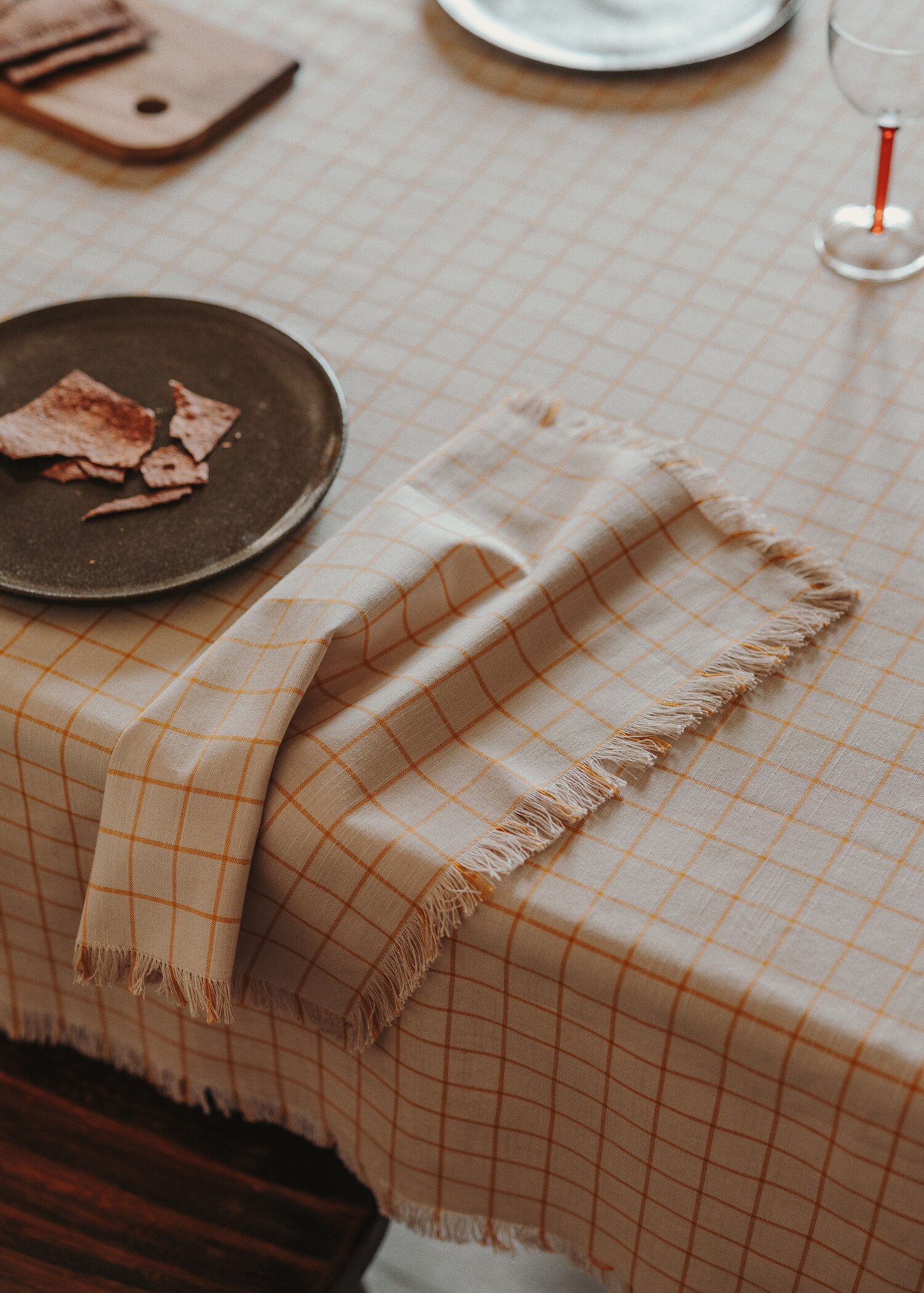 Karierte Servietten mit ausgefranstem Saum 45 x 45 cm (2er-Pack) - Detail des Artikels 6