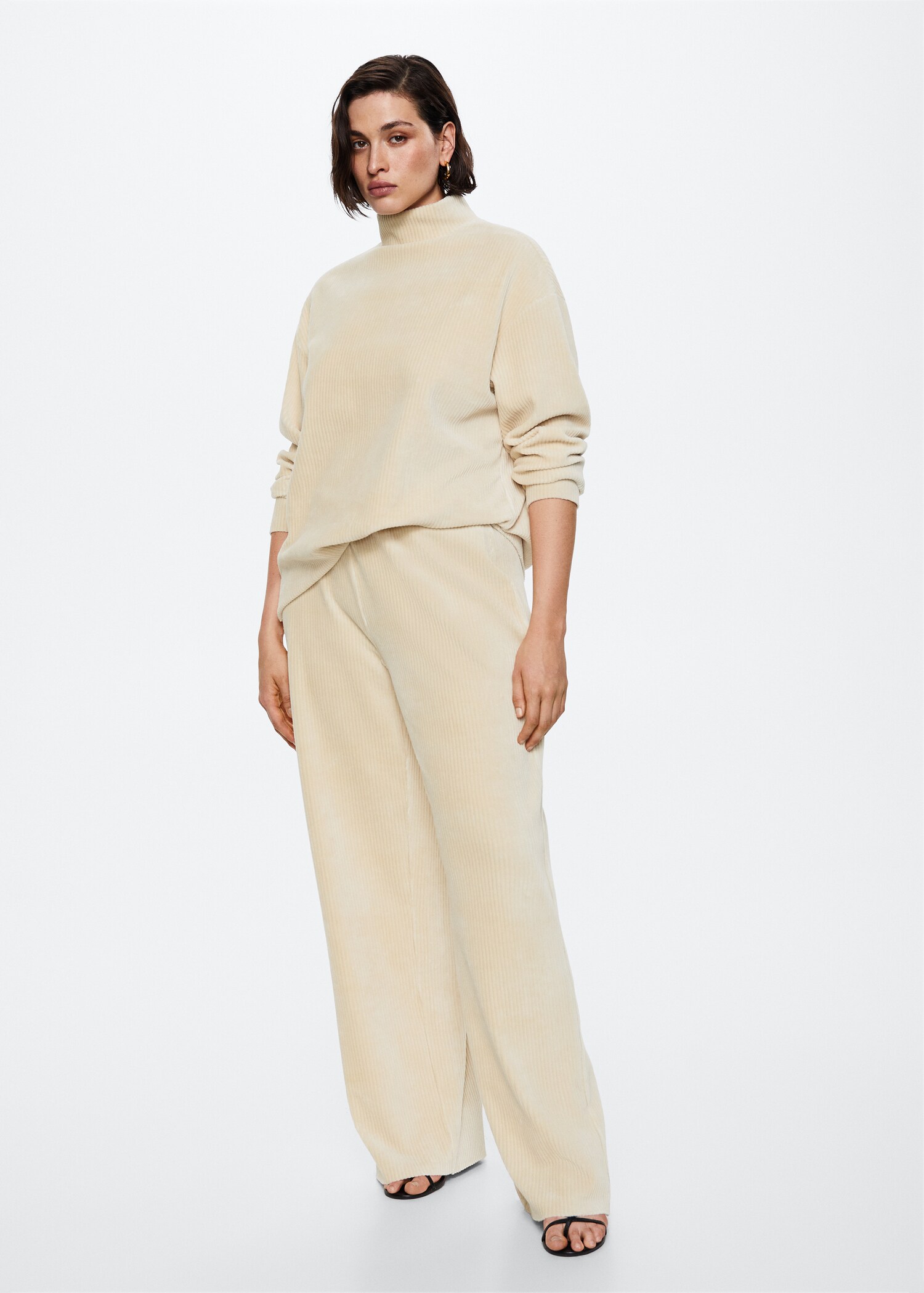 Cord-Sweatshirt mit halbhohem Kragen - Detail des Artikels 3