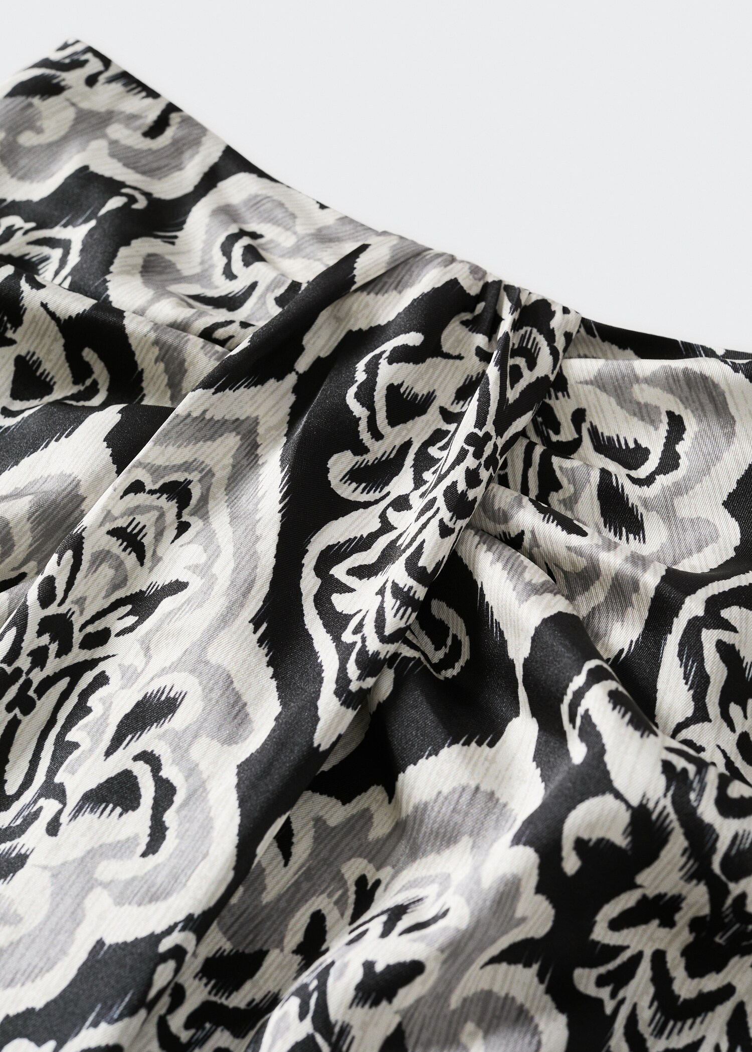 Falda satinada estampada - Detalle del artículo 8