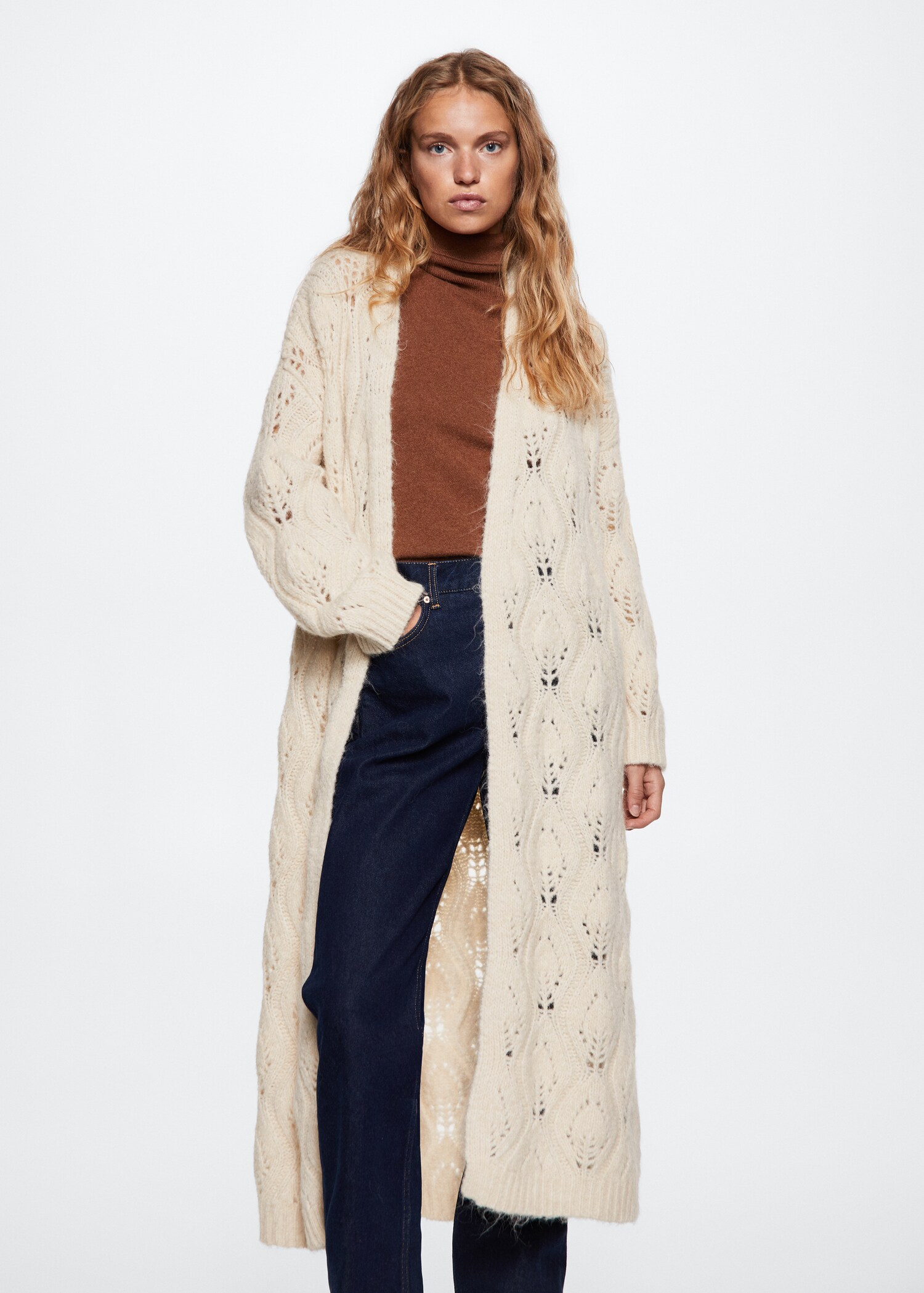 Long openwork knitted cardigan - Medium plane