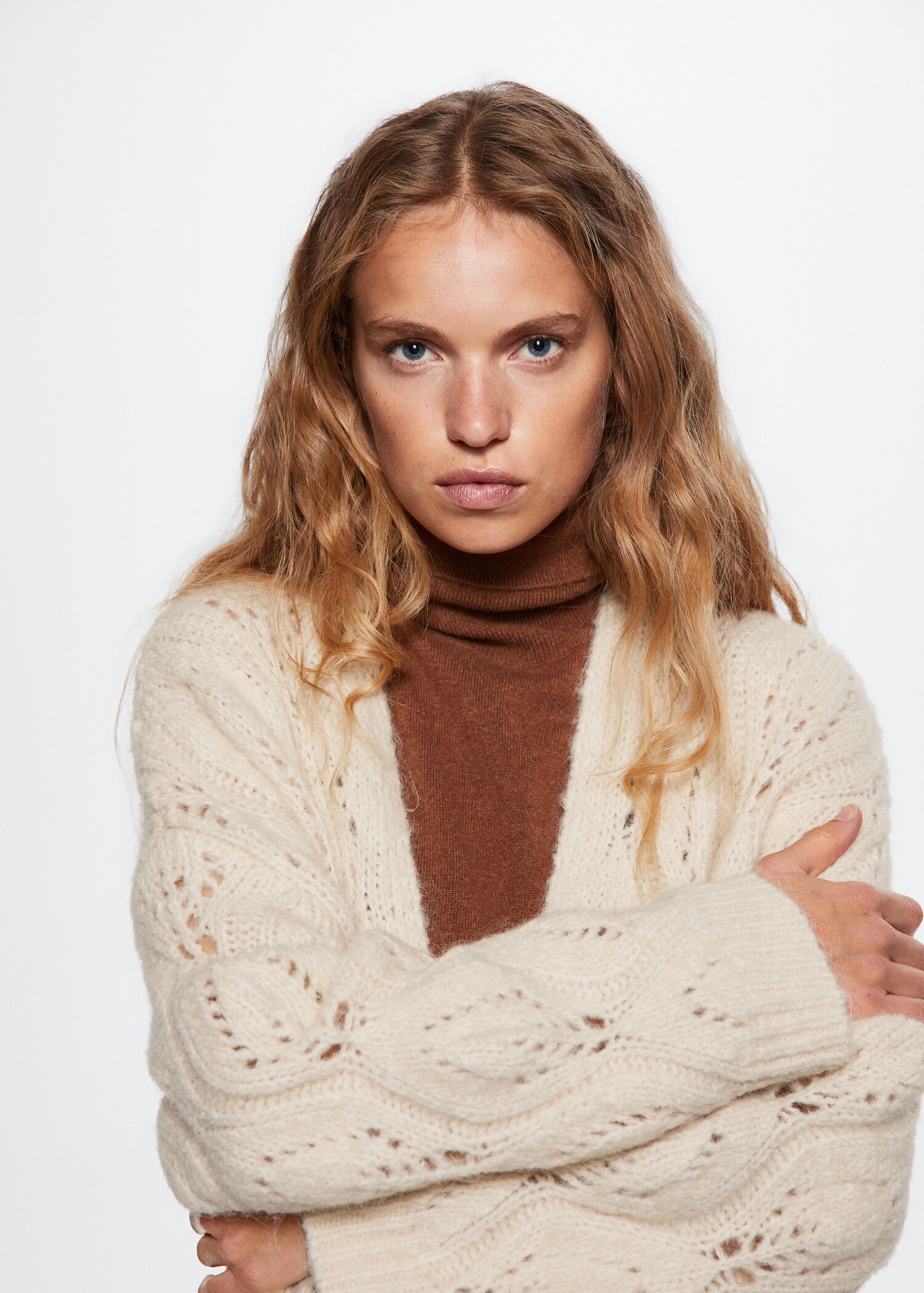 Long openwork knitted cardigan - Details of the article 1