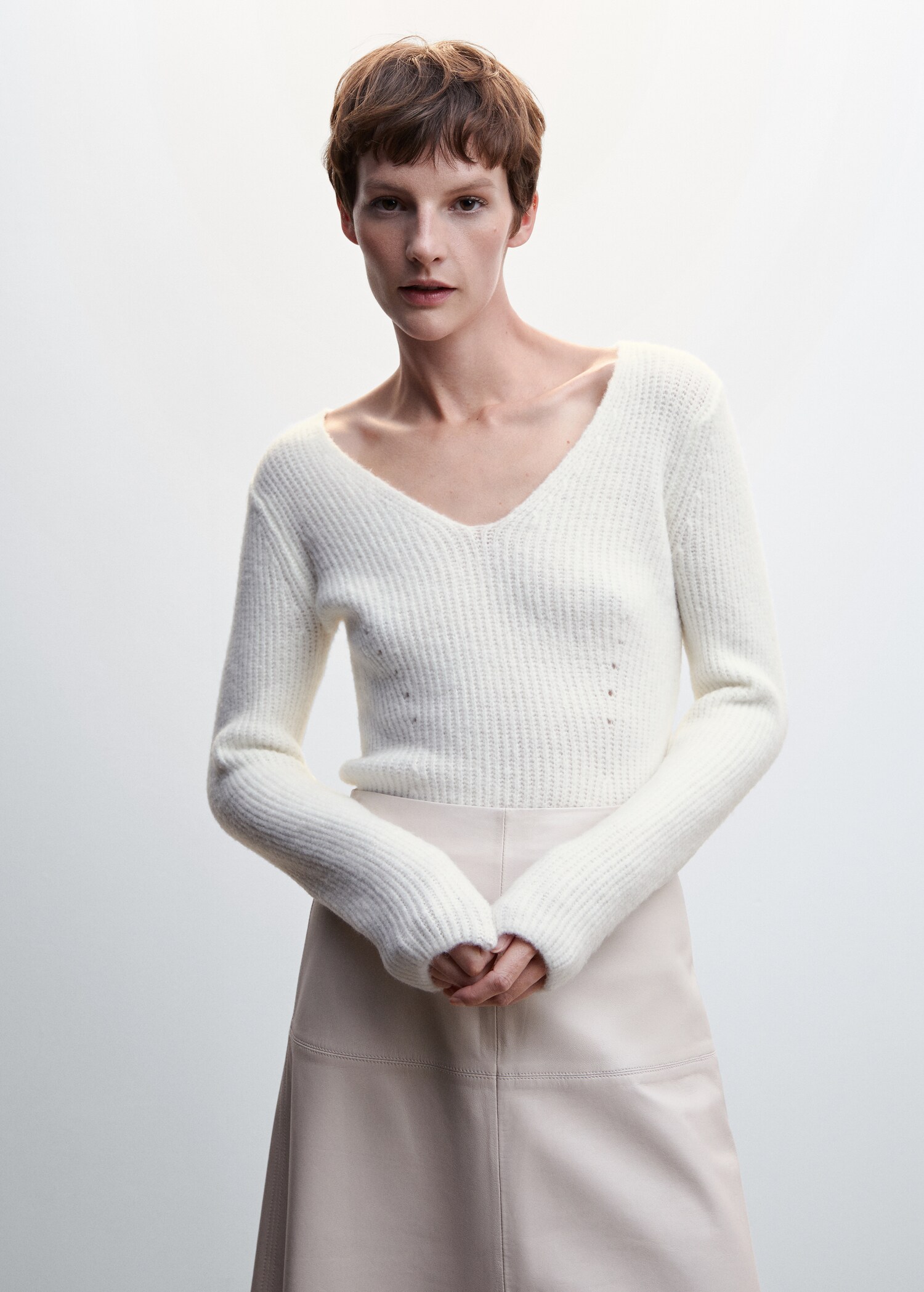 Pullover mit V-Ausschnitt - Mittlere Ansicht
