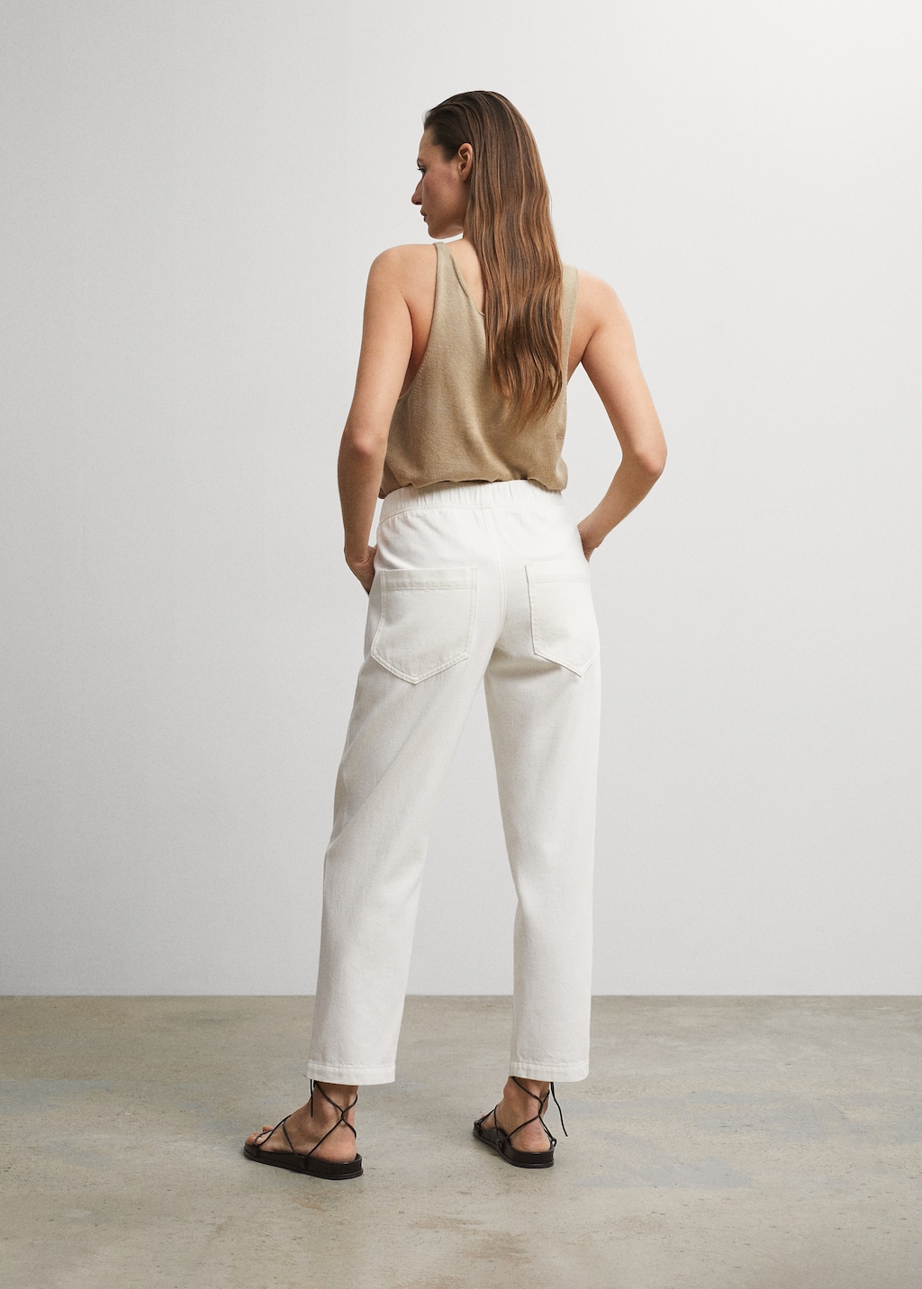 Relaxed Fit Jogger Pants Damen MANGO OUTLET Luxemburg