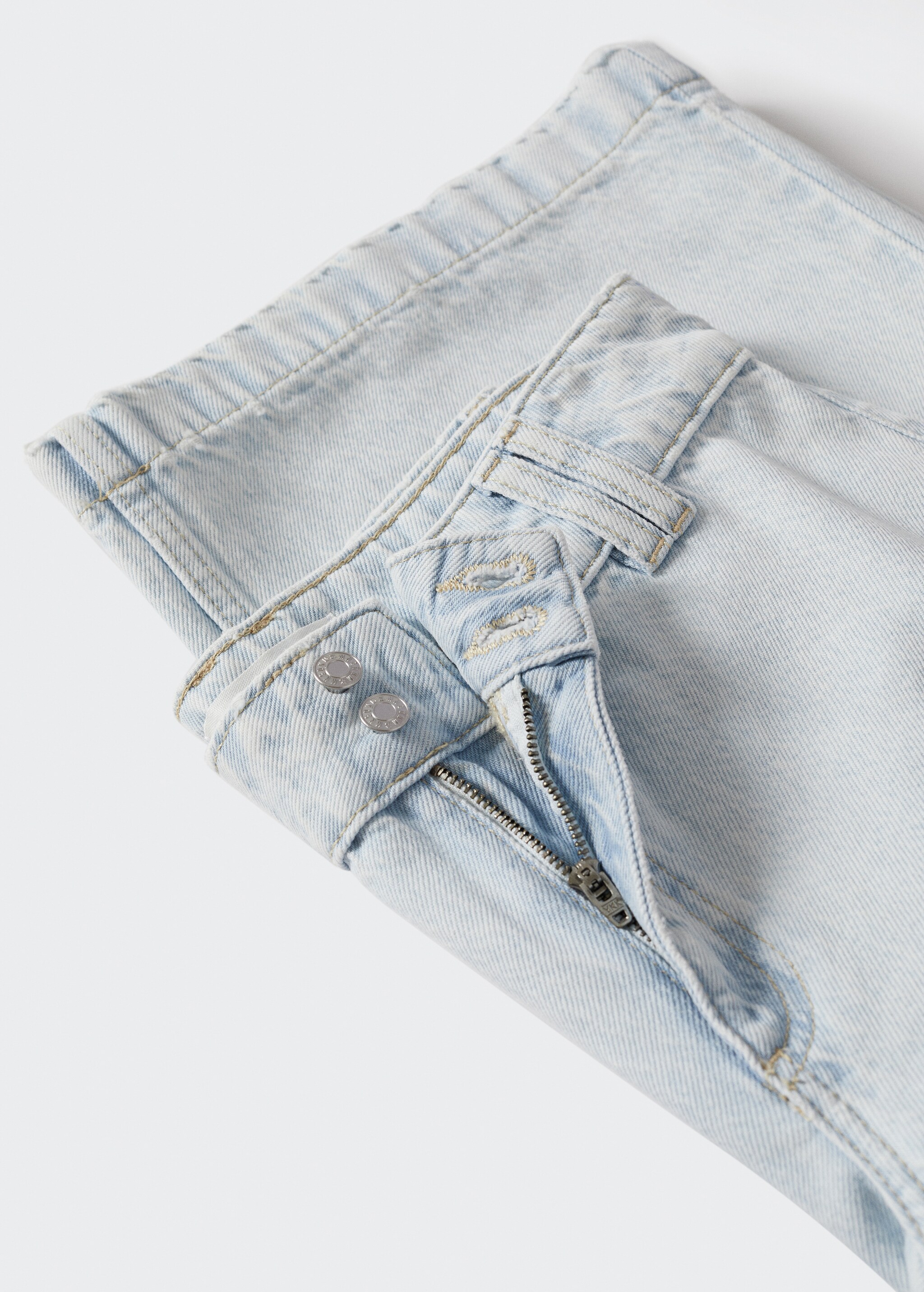 Mid-rise wideleg jeans - Details of the article 8