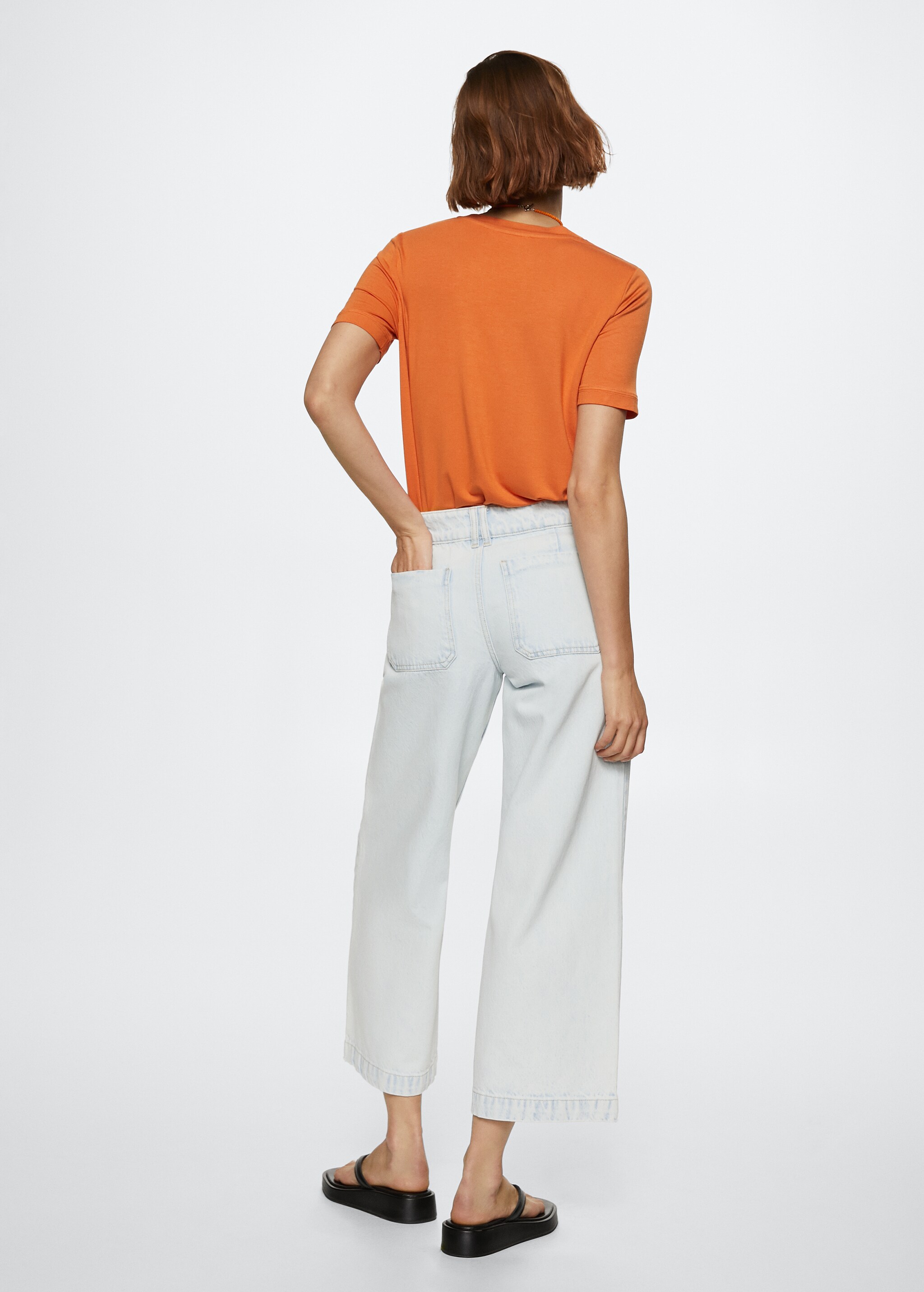 Mid-rise wideleg jeans - Reverse of the article