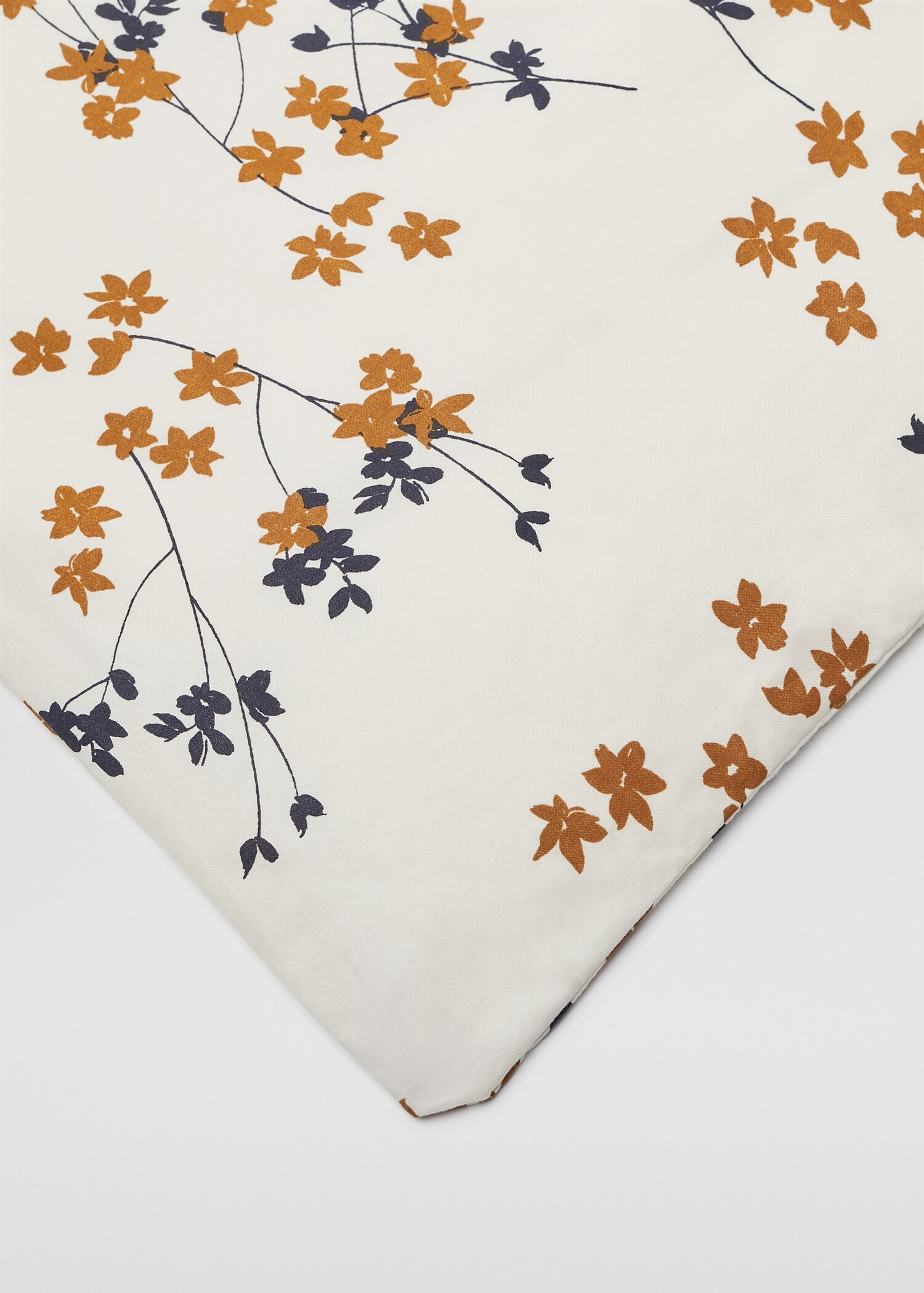 Floral embroidered duvet cover superking bed - Details of the article 3