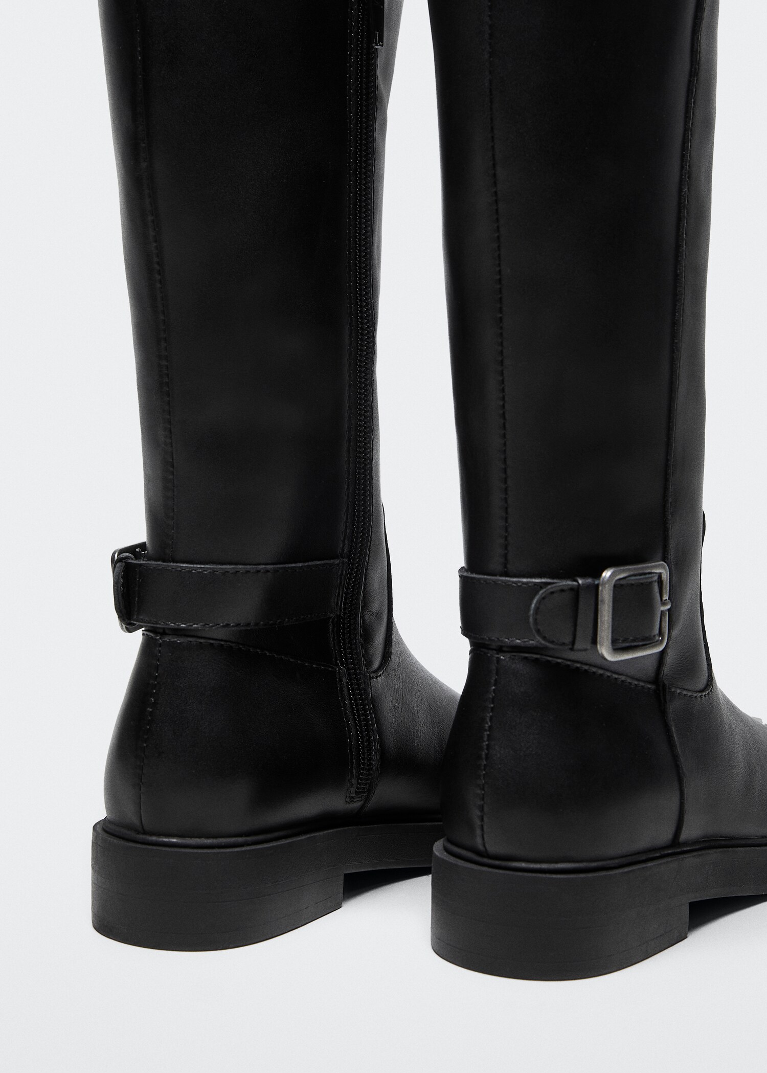 Leather boots with tall leg - Details of the article 1