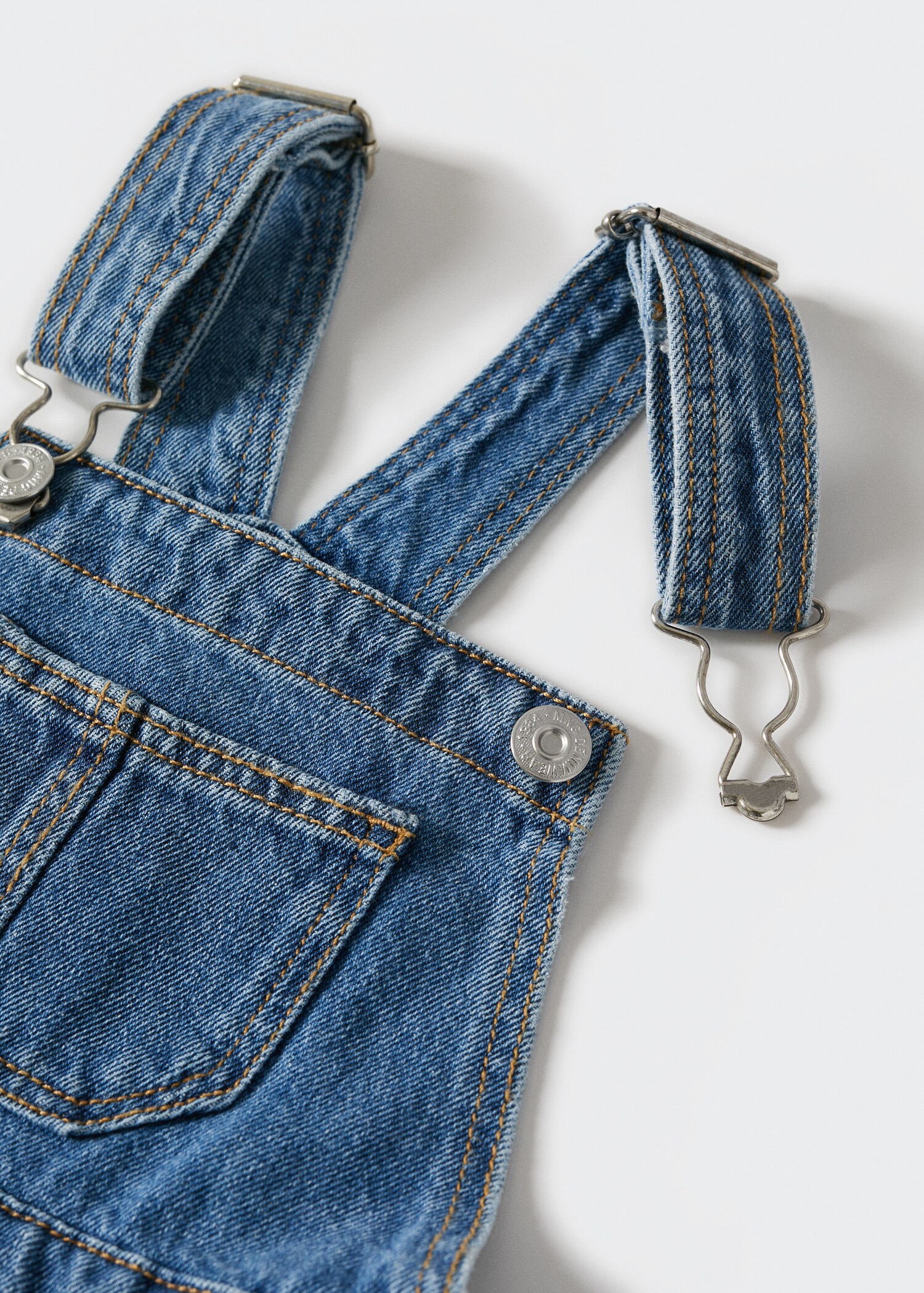 Fodrade hängselbyxor i denim - Detaljer om artikeln 7