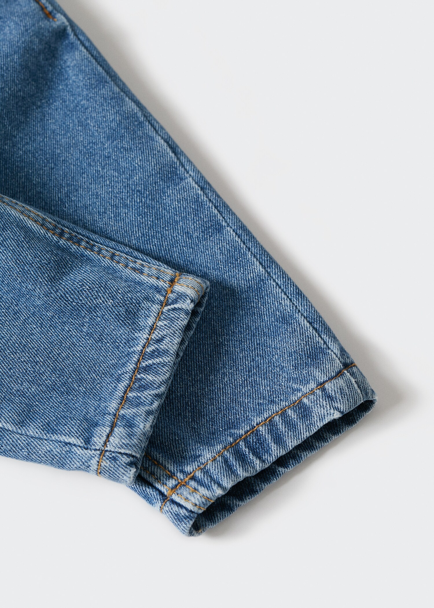 Fodrade hängselbyxor i denim - Detaljer om artikeln 8