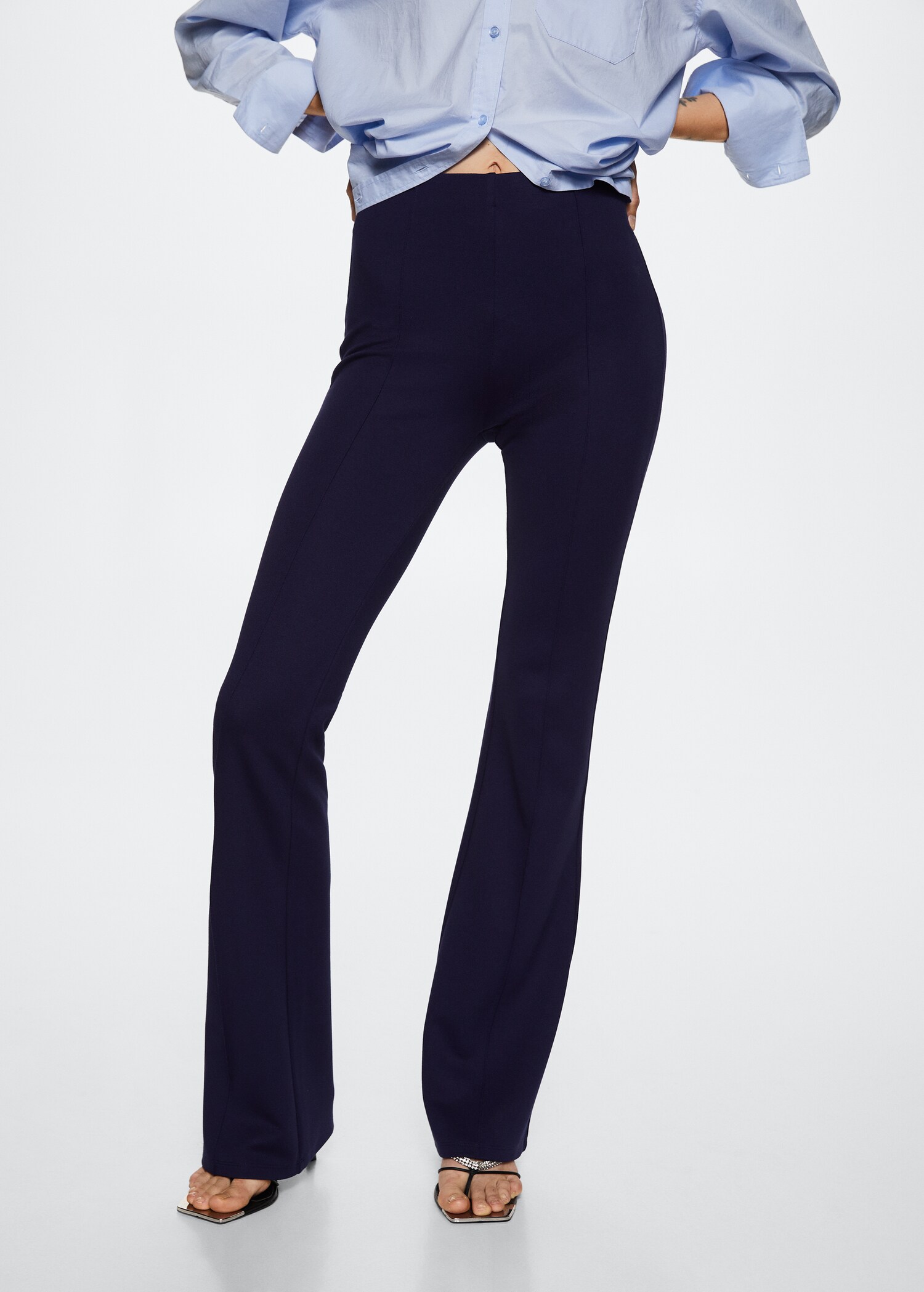 Legging évasé - Plan moyen