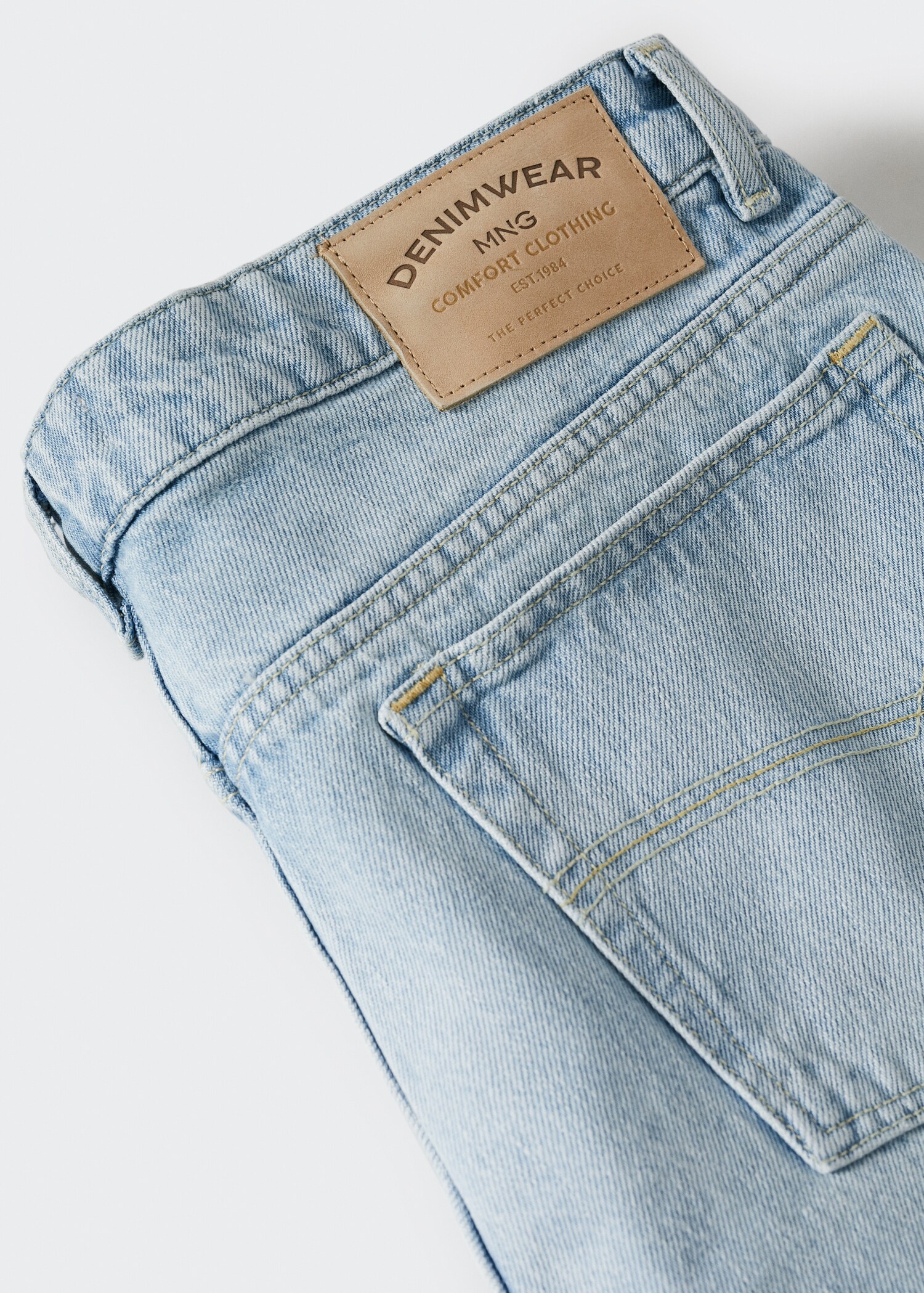 Hillary loose-fit jeans - Details of the article 8