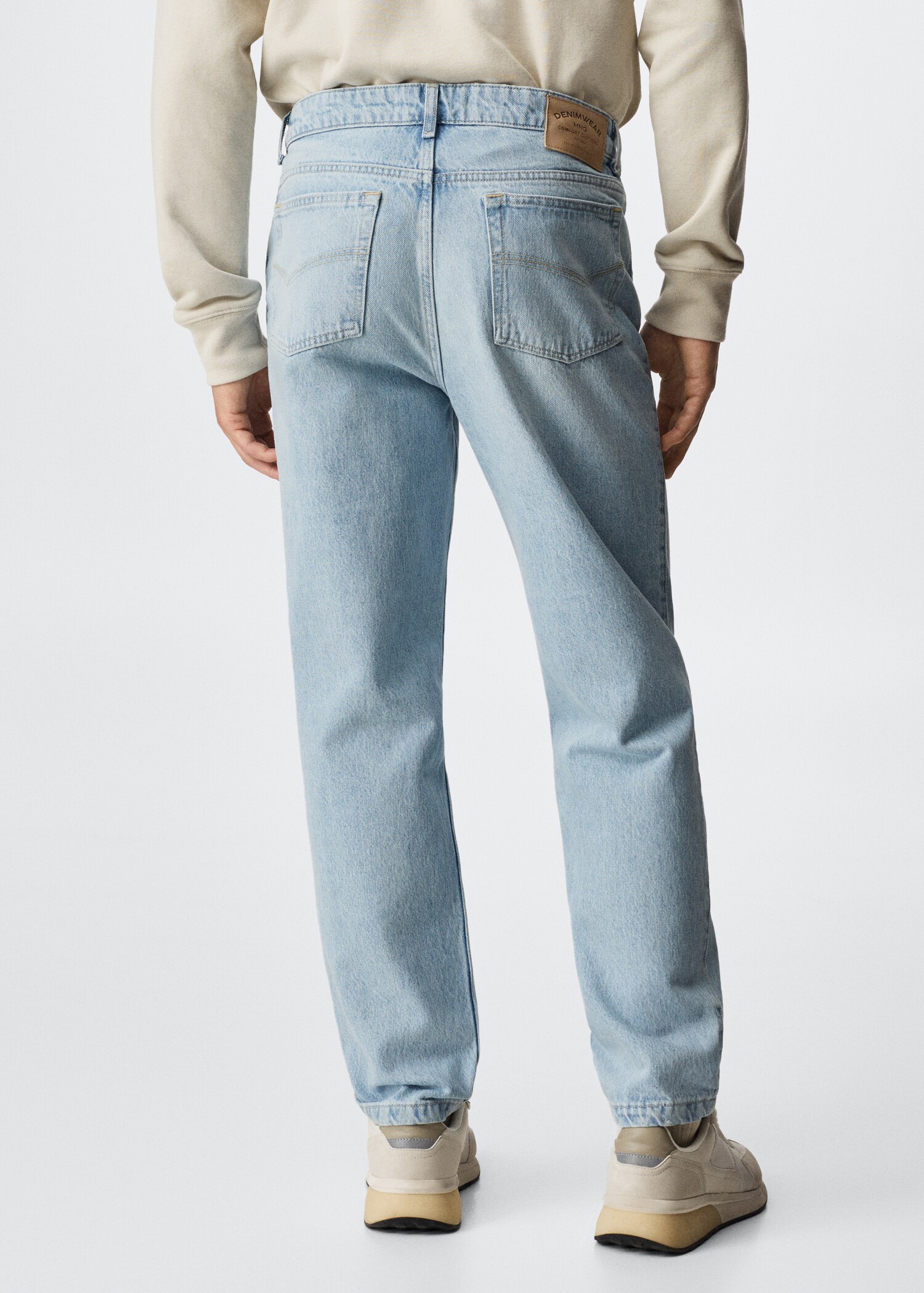 Hillary loose-fit jeans - Reverse of the article