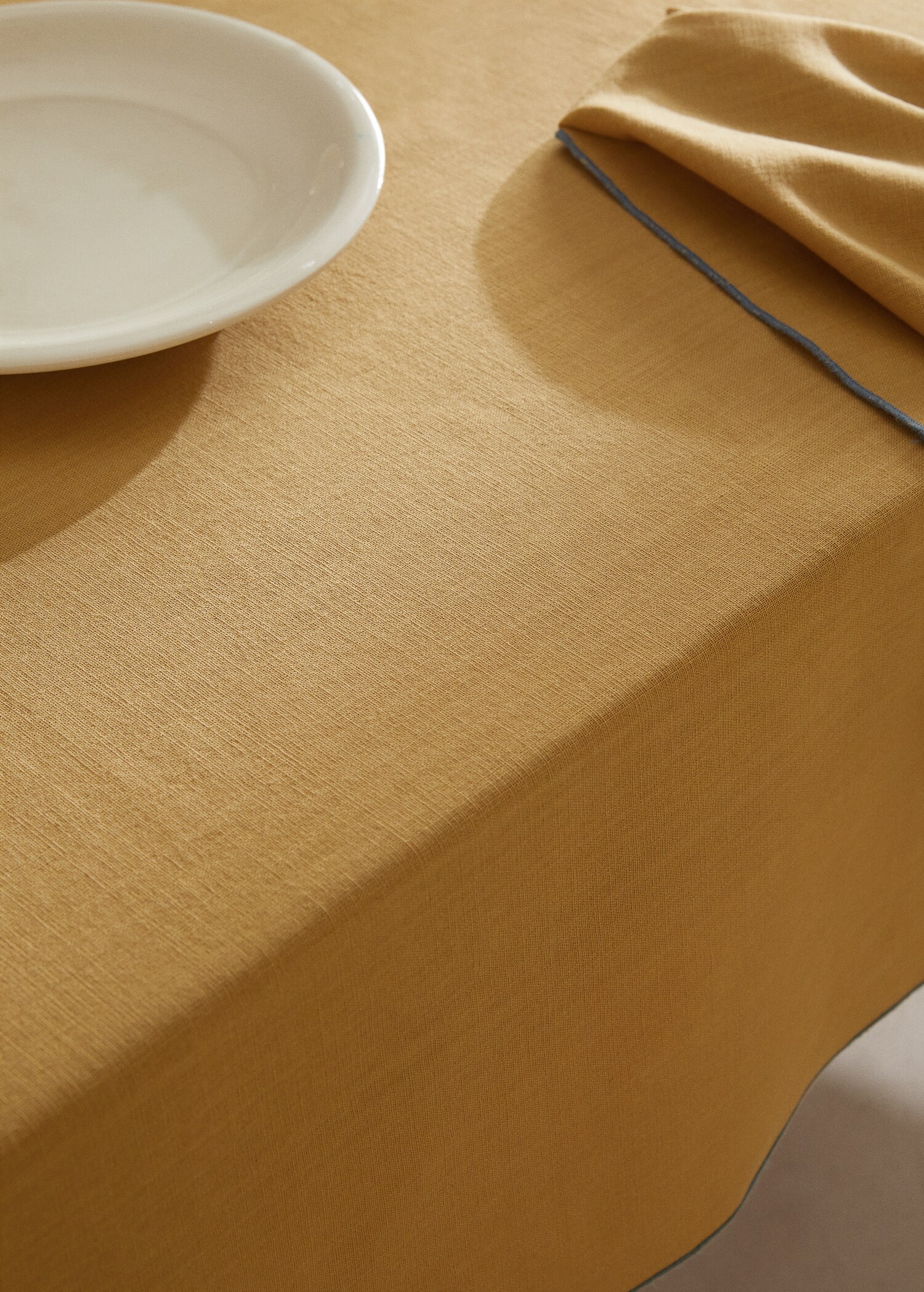 100% organic cotton tablecloth 59.06x59.06 in - Details of the article 3