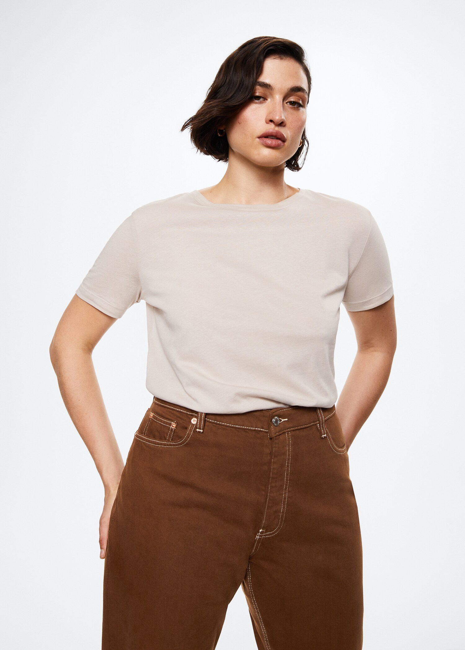 High-waist cropped straight jeans - Details of the article 5