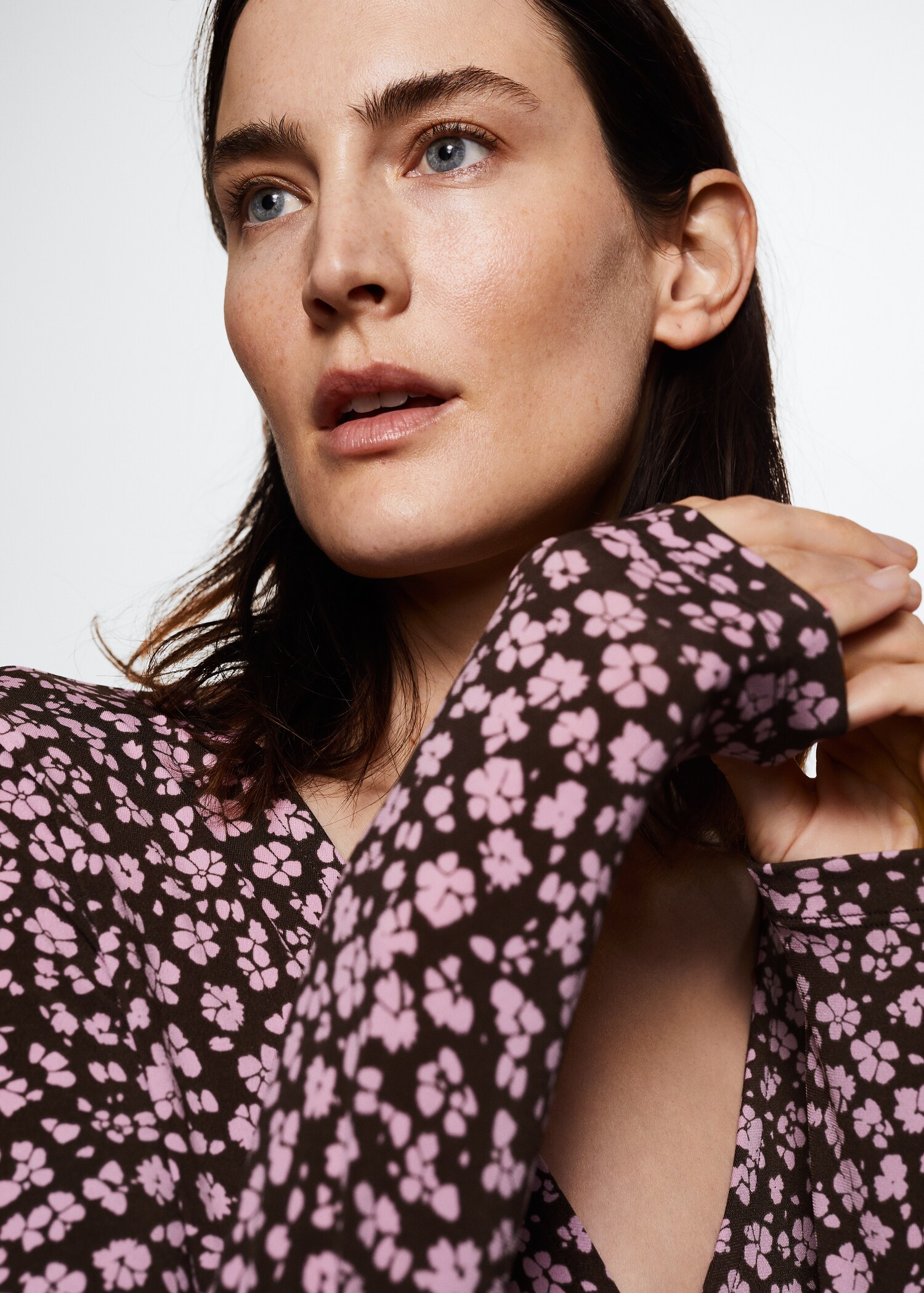 Knotted wrap dress - Details of the article 1
