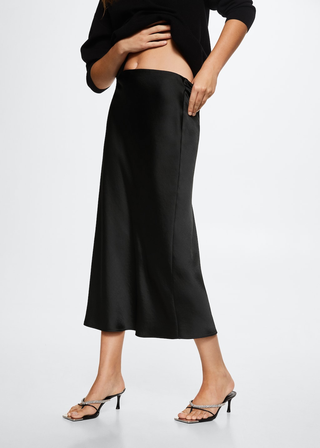 Black satin skirt xs max deals