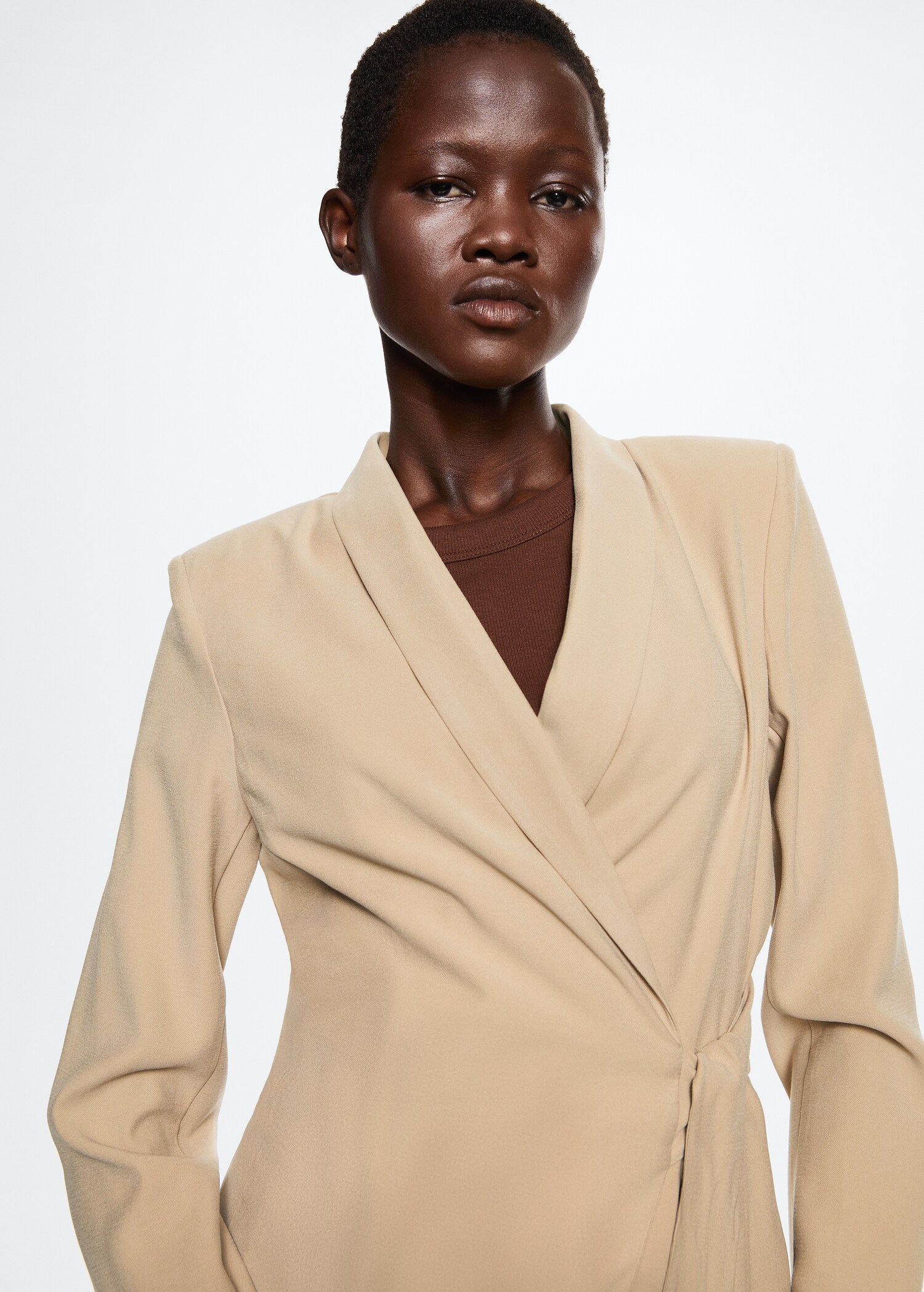 Blazer mit Schleifendessin - Damen | MANGO OUTLET Deutschland 