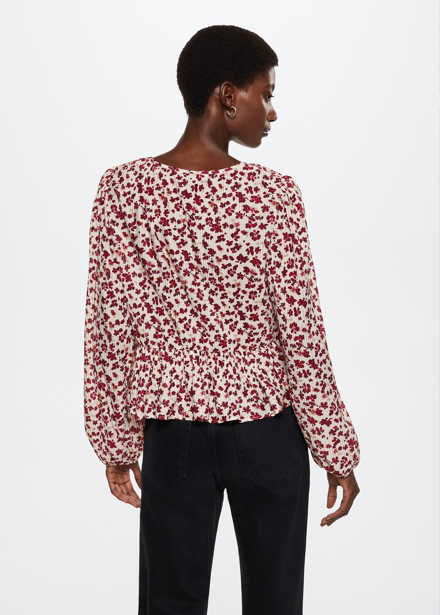 Printed pleated blouse - Reverse of the article