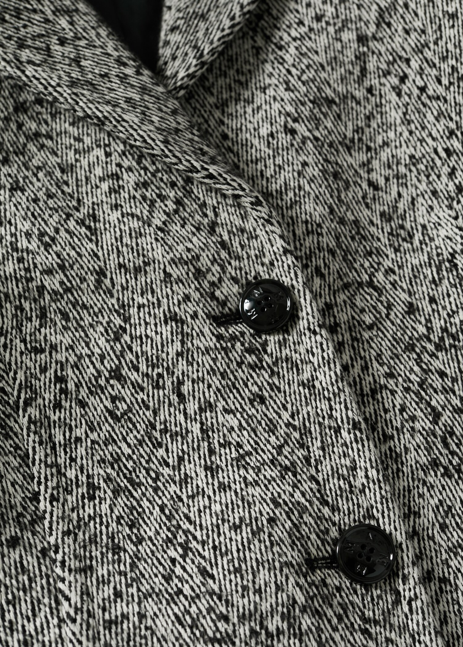 Abrigo entallado botones  - Detalle del artículo 8