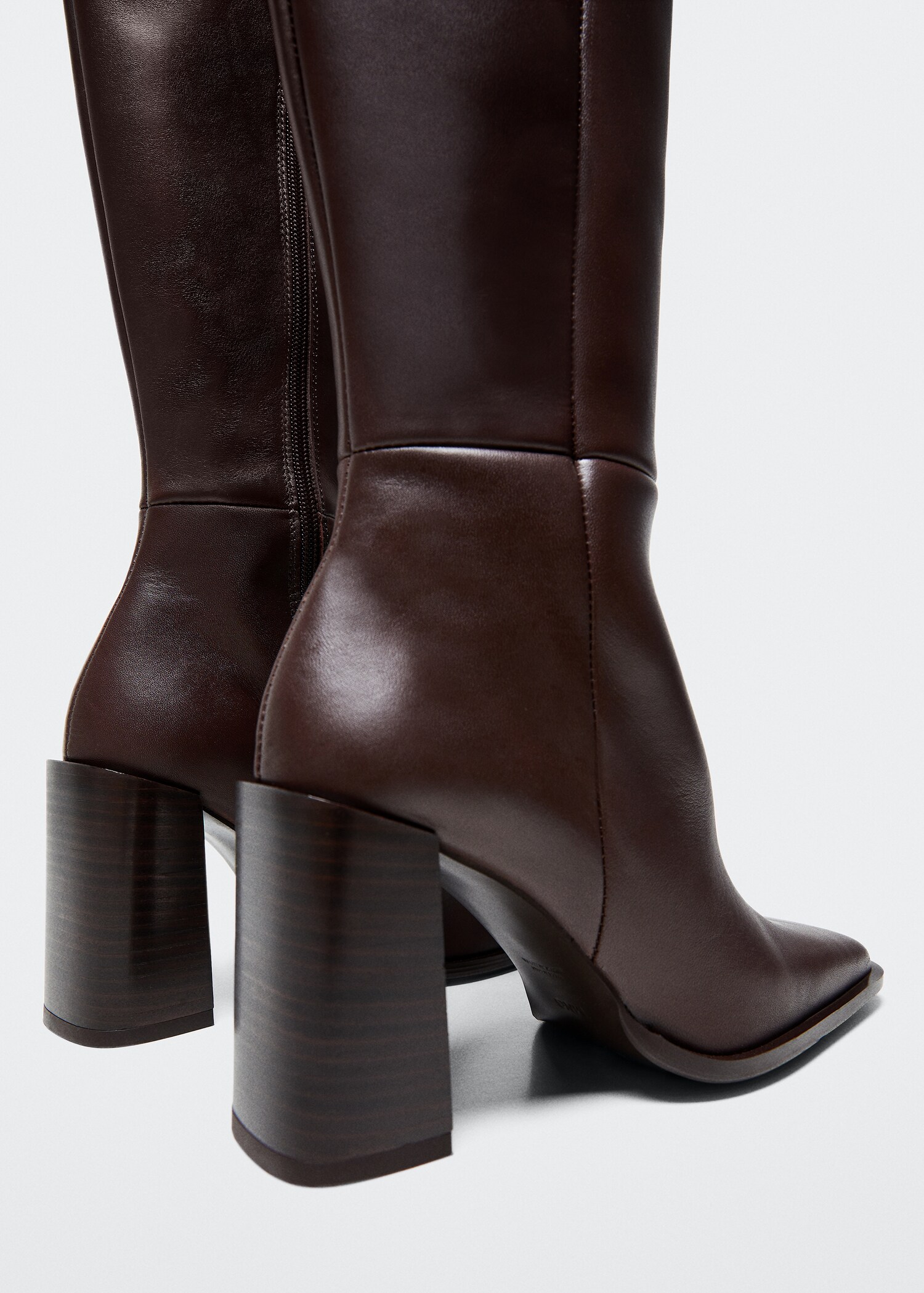 Bota pell punta quadrada - Detall de l'article 1
