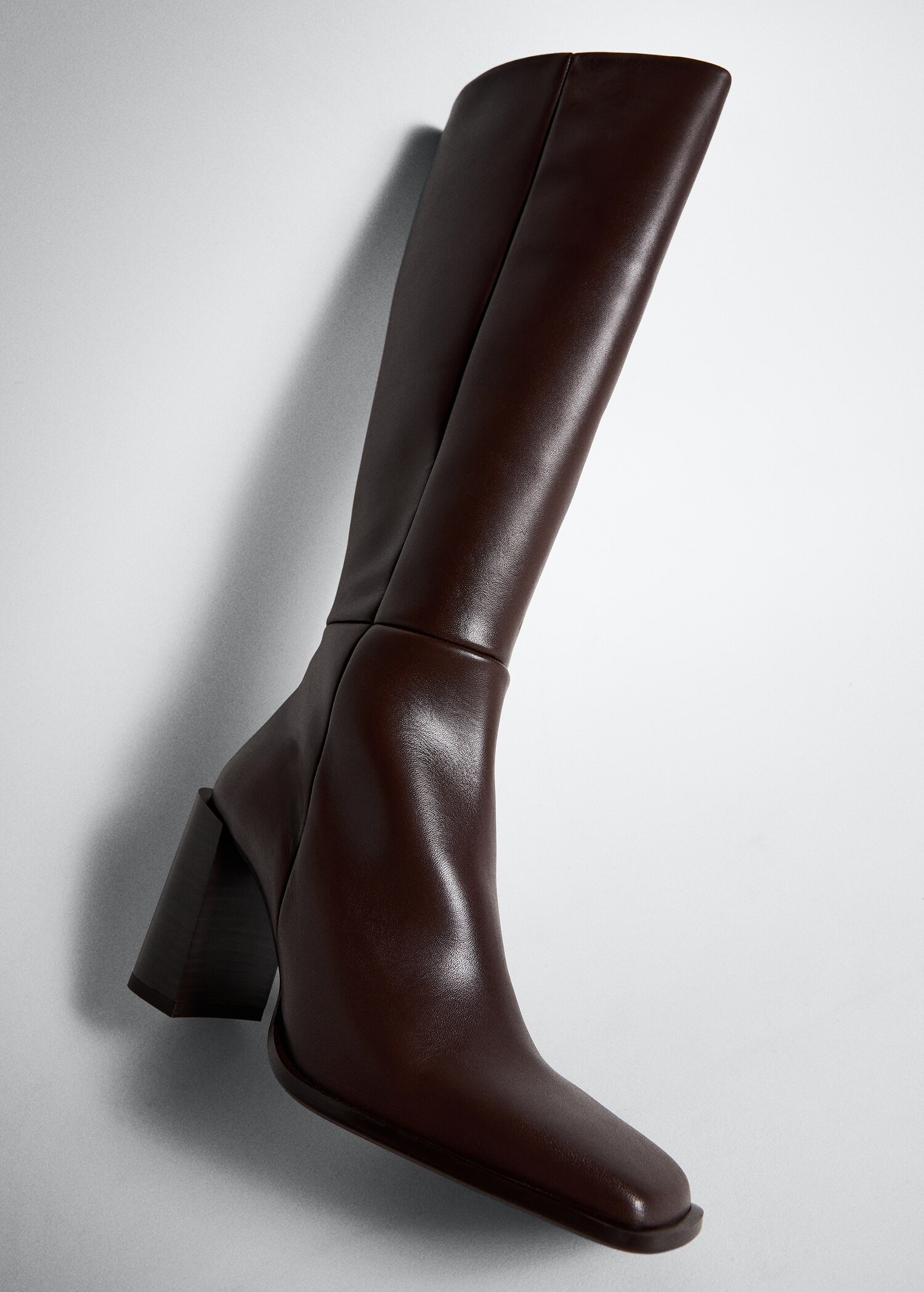 Lederstiefel mit quadratischer Spitze - Damen | MANGO OUTLET 