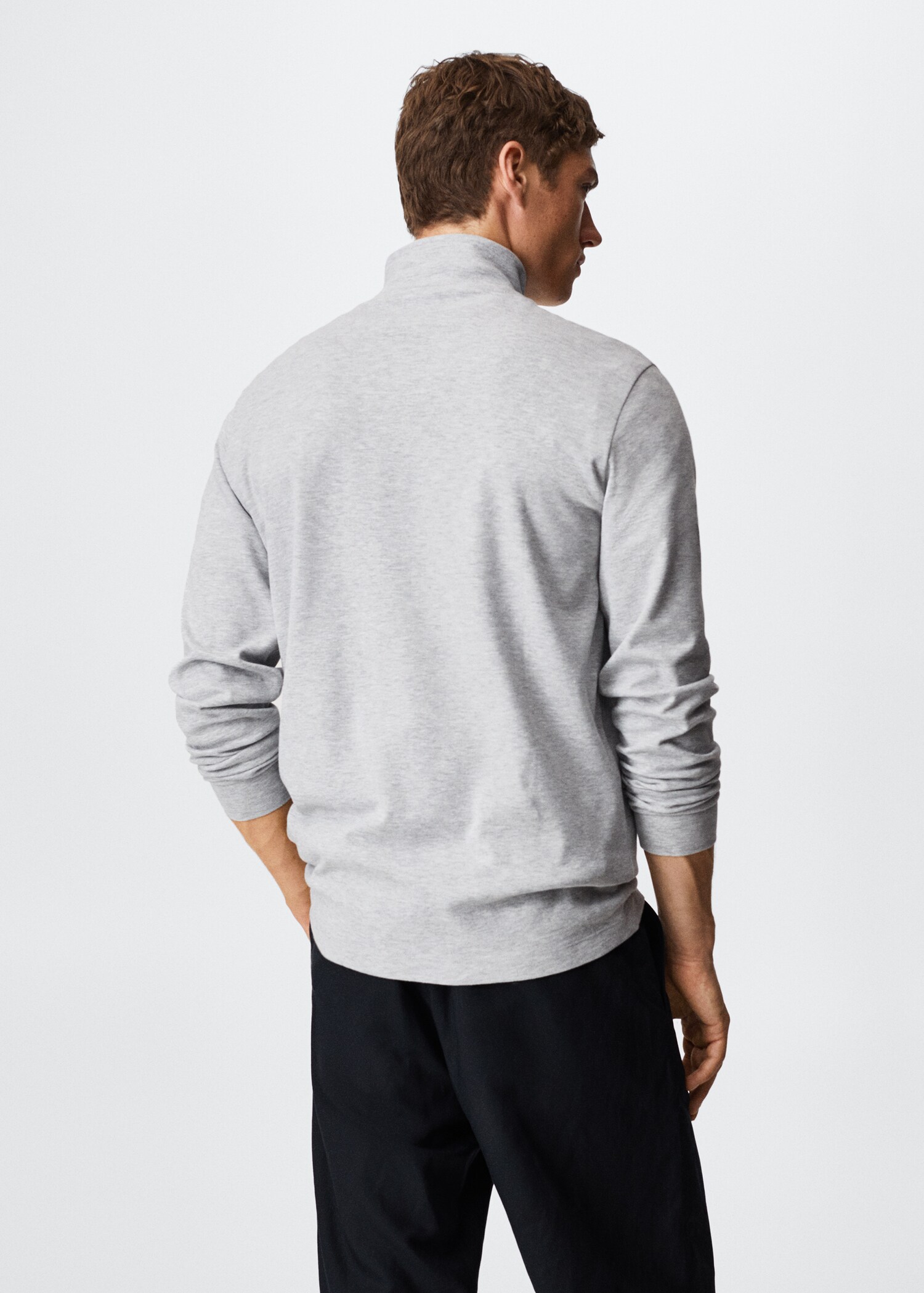 Turtleneck cotton T-shirt - Reverse of the article