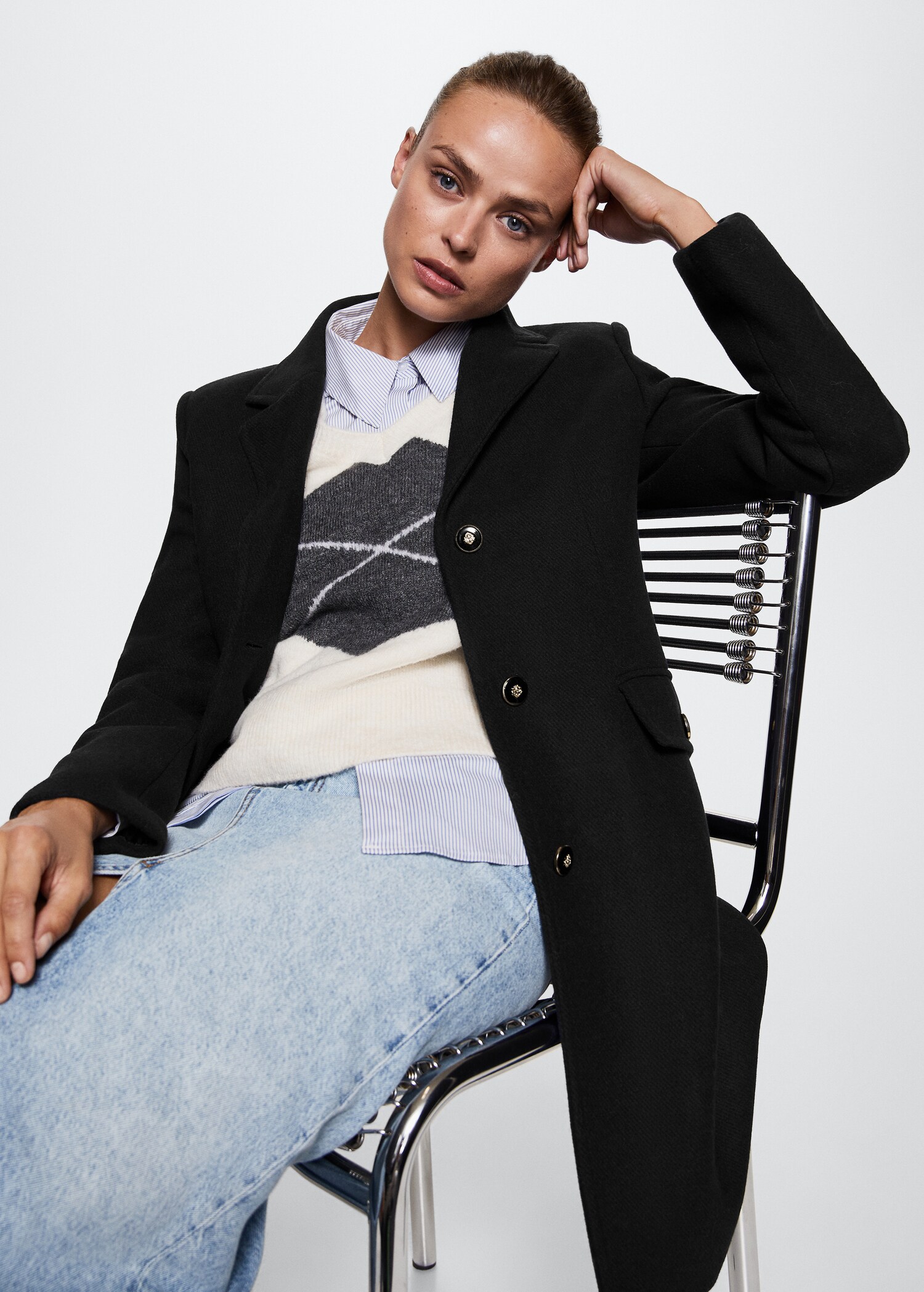 Buttoned wool coat - Details of the article 2
