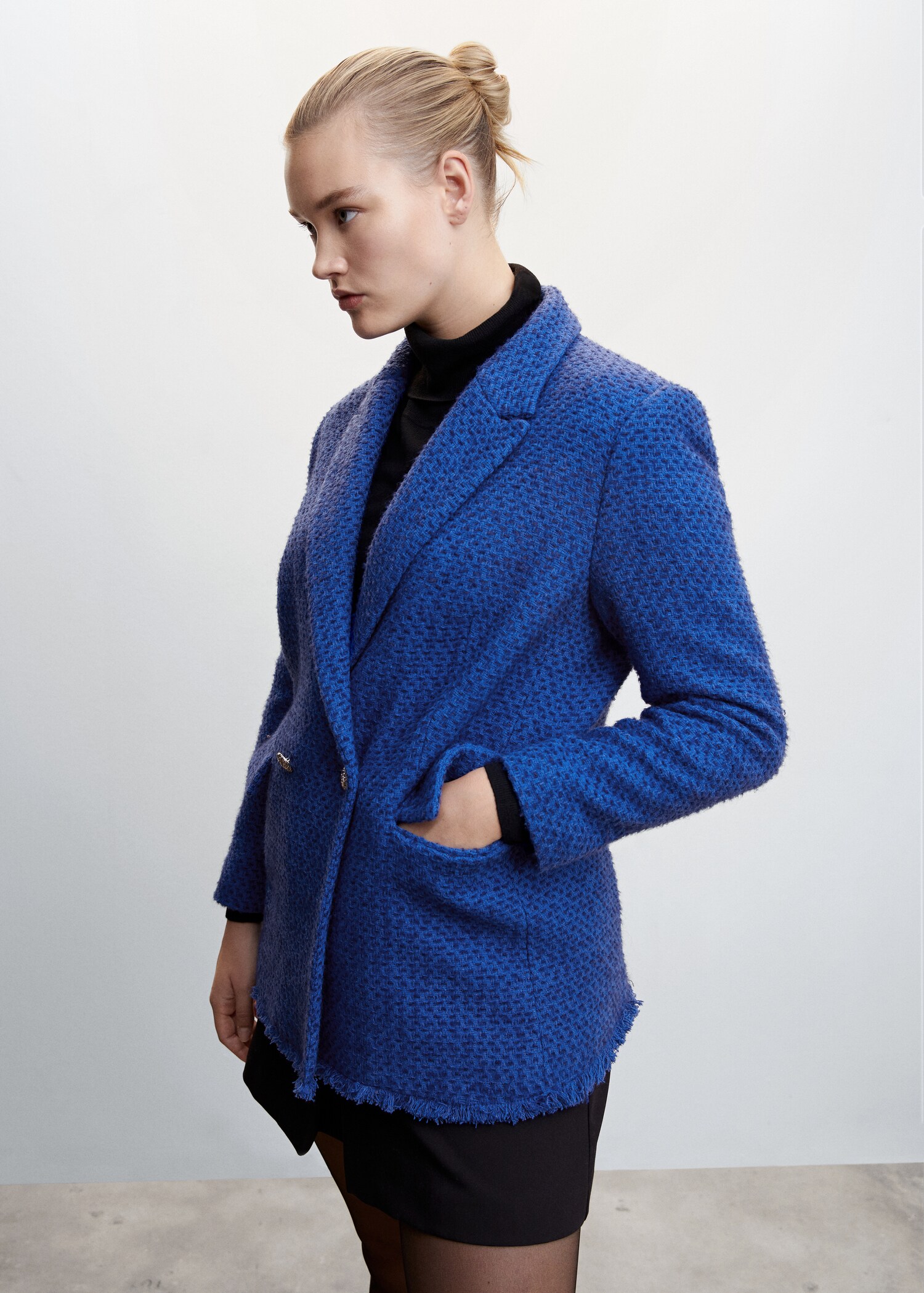 Tweed-Blazer mit Schmuckknöpfen - Detail des Artikels 5