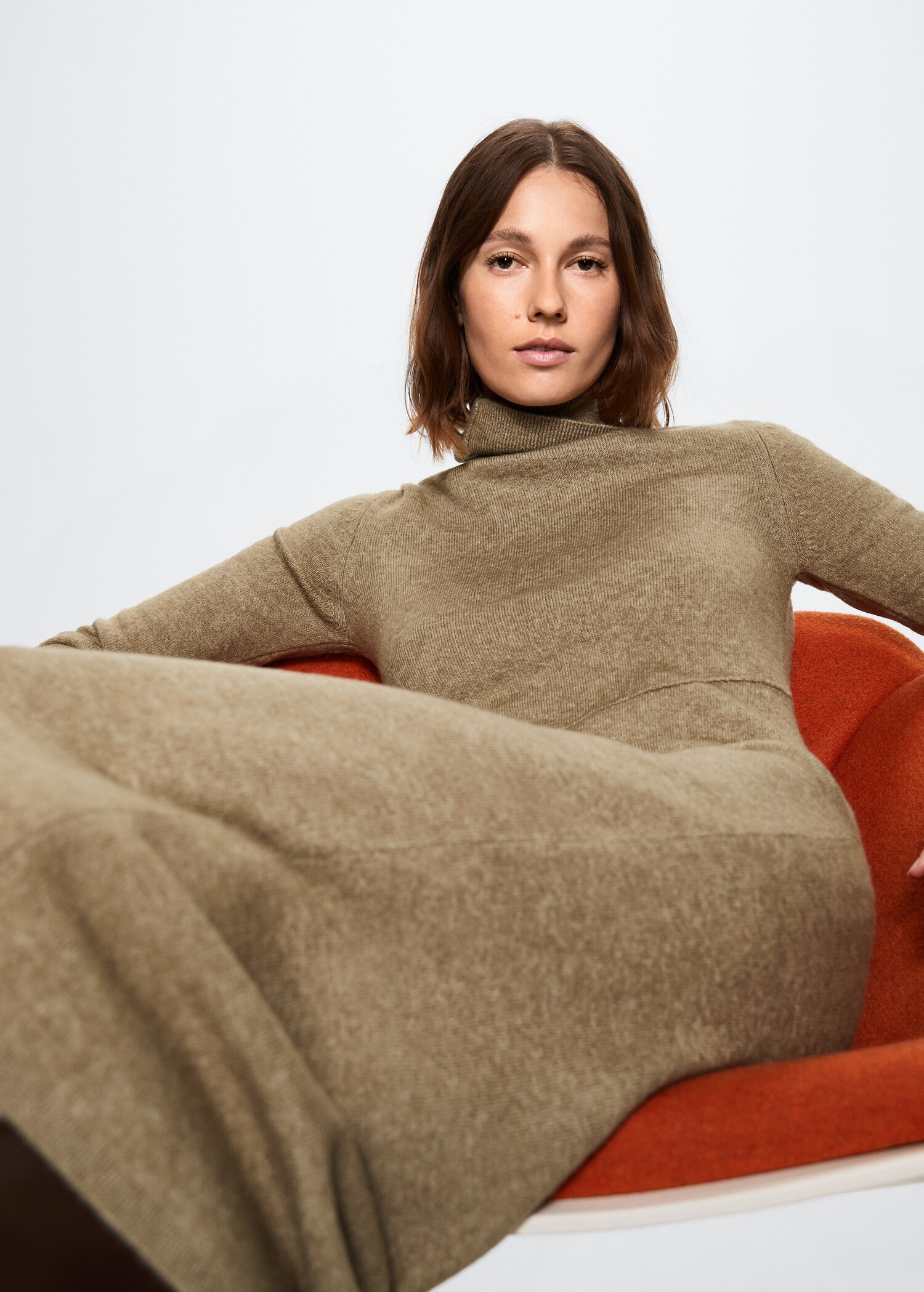 Strickkleid mit Rollkragen - Detail des Artikels 2