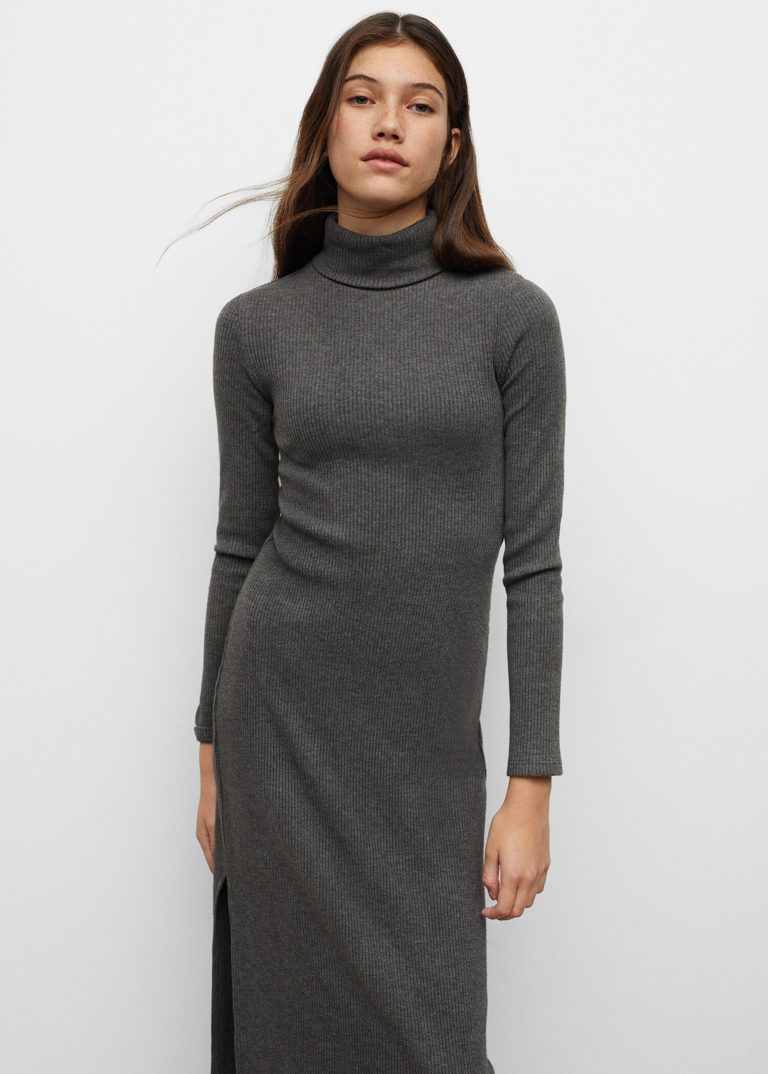 Turtle neck knit dress - Medium plane