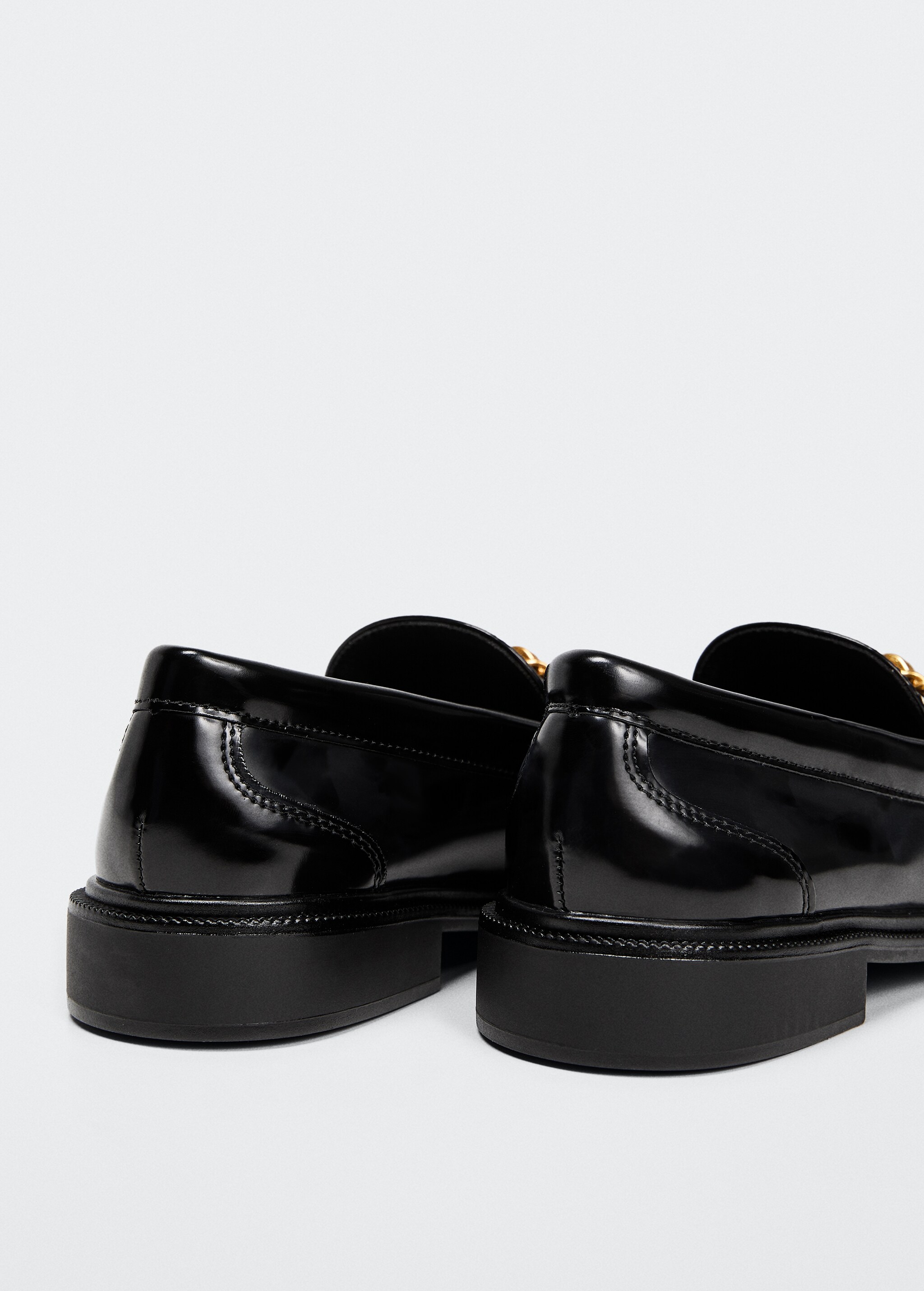 Chain loafers - Details of the article 1