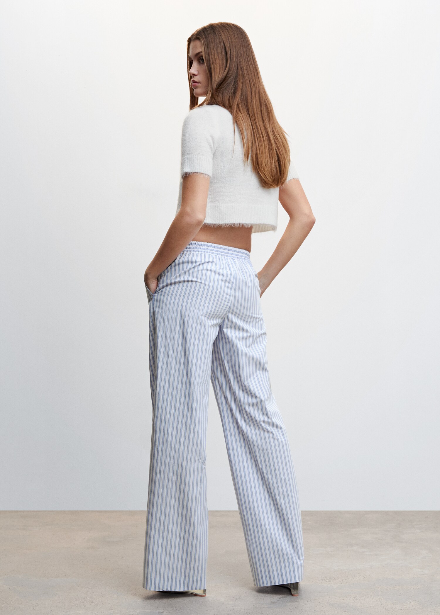 Short open cardigan - Reverse of the article