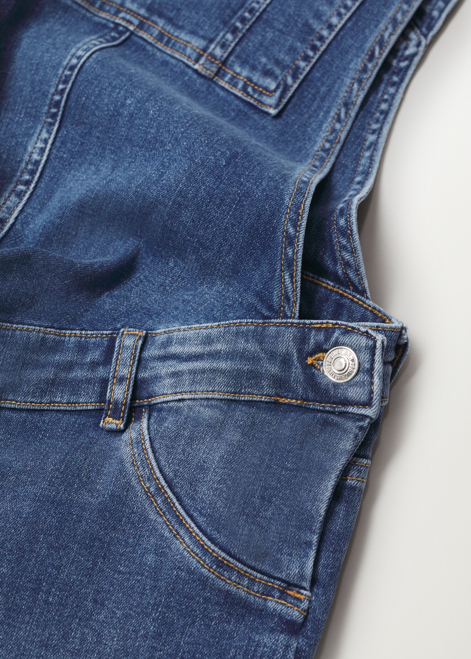 Maternity dungaree - Details of the article 8