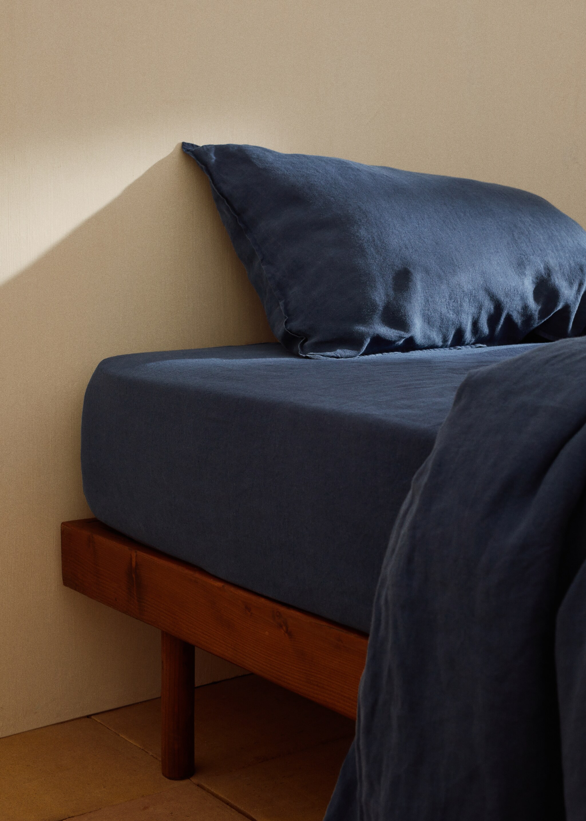 Cearceaf cu elastic in 100% 150x200x30cm - Detaliu al articolului 8
