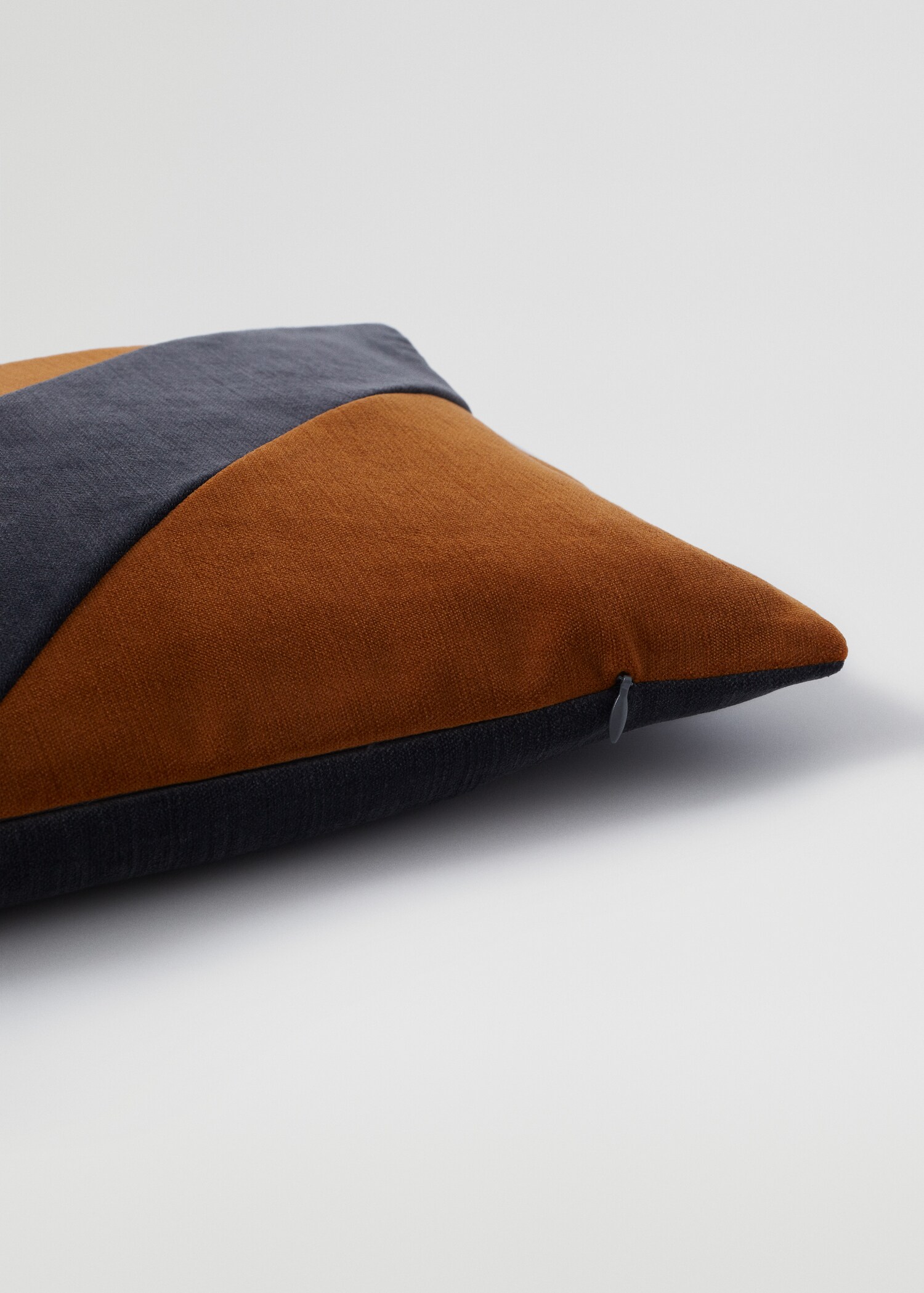 Striped cushion cover 30x50 - Details of the article 3