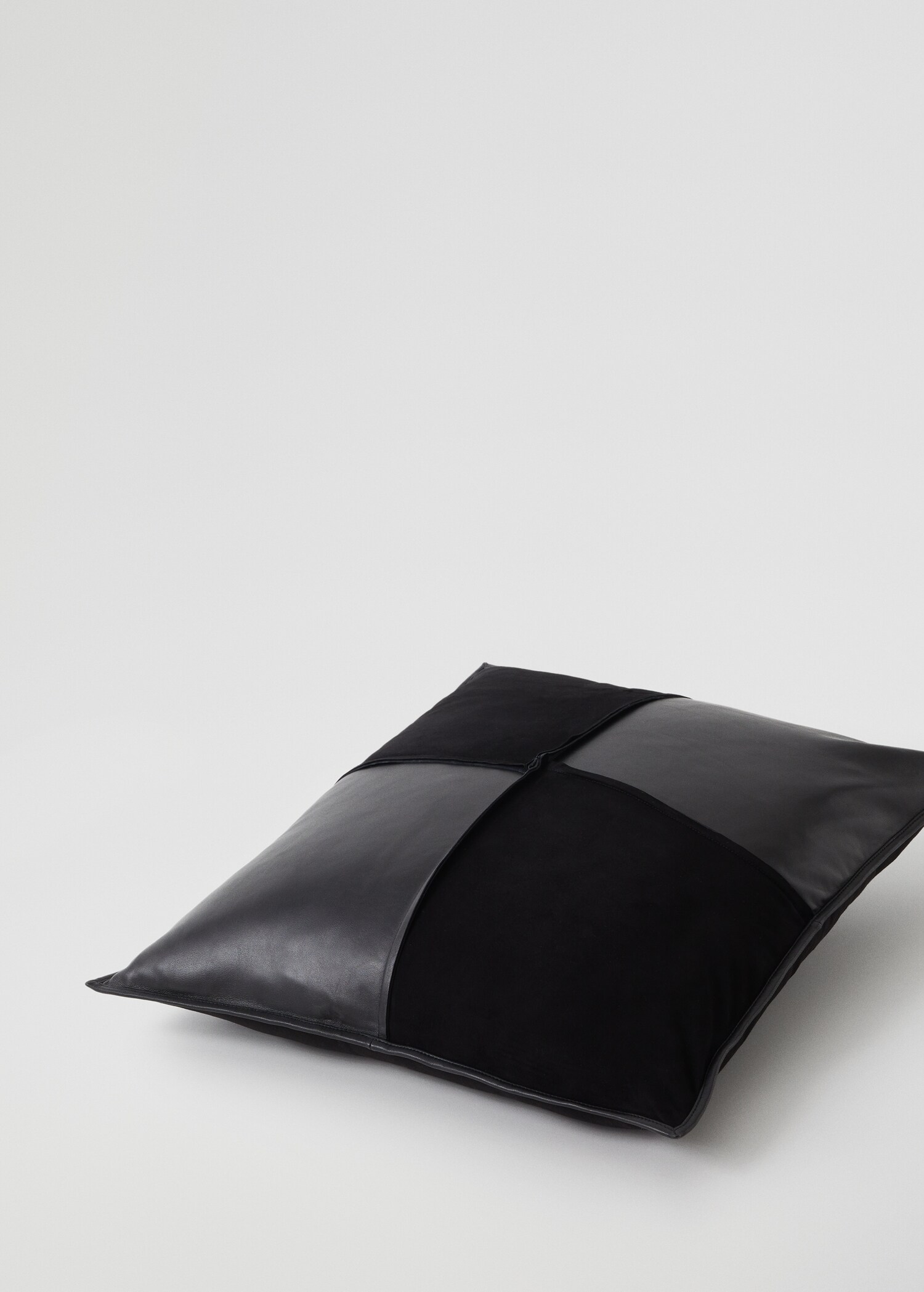 Funda de cojín piel combinada 60x60cm - Plano medio