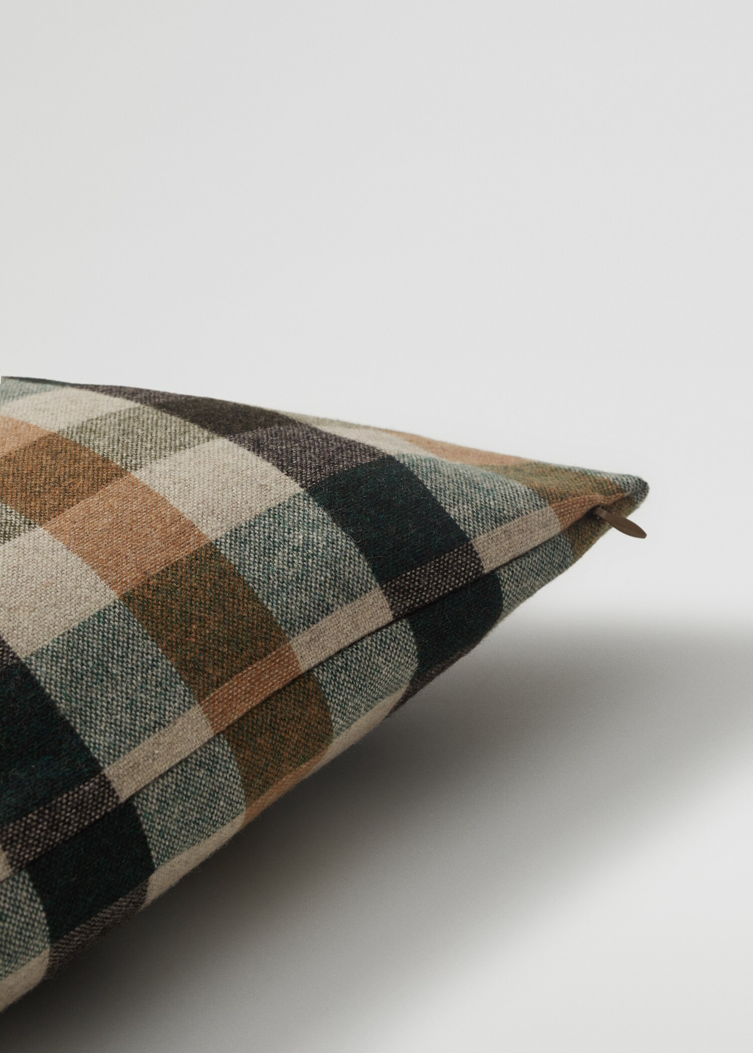 Checked wool cushion cover 50X50cm - Details of the article 5