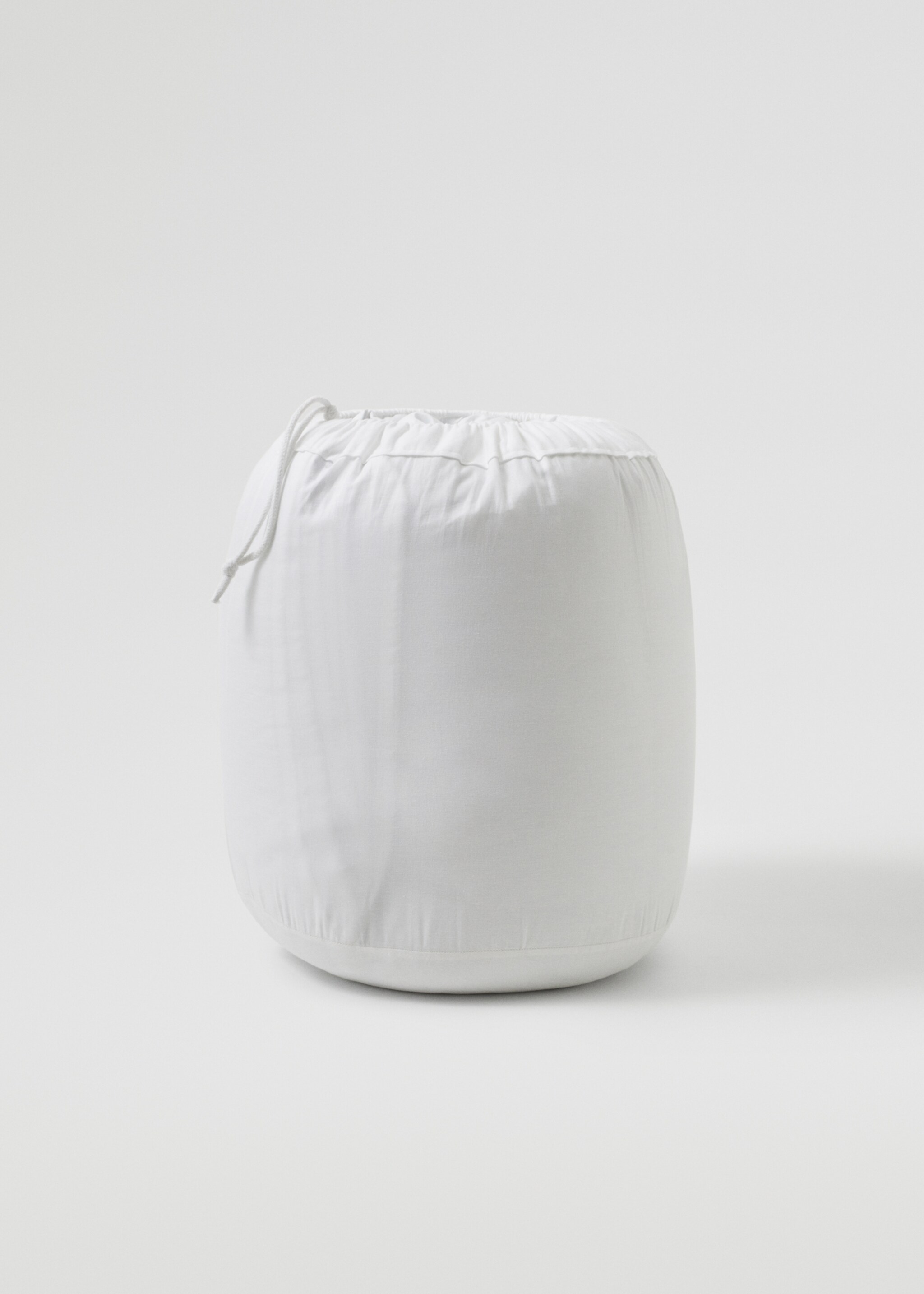 Nordic 125grs/m2 light filling  - Medium plane, White. Ref: 37121272-00.