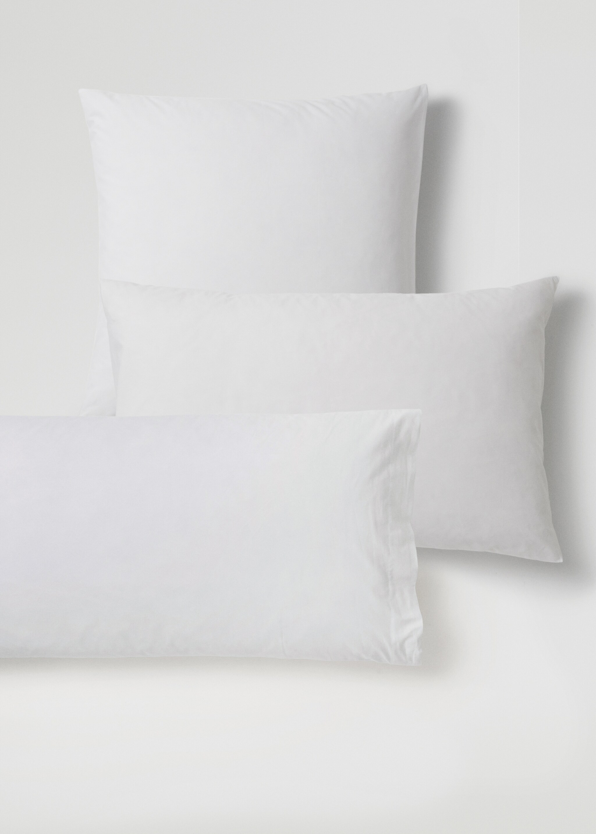 Housse de coussin percale de coton (500 fils) 60x60 cm - Plan moyen, Blanc. Ref: 37136317-00.