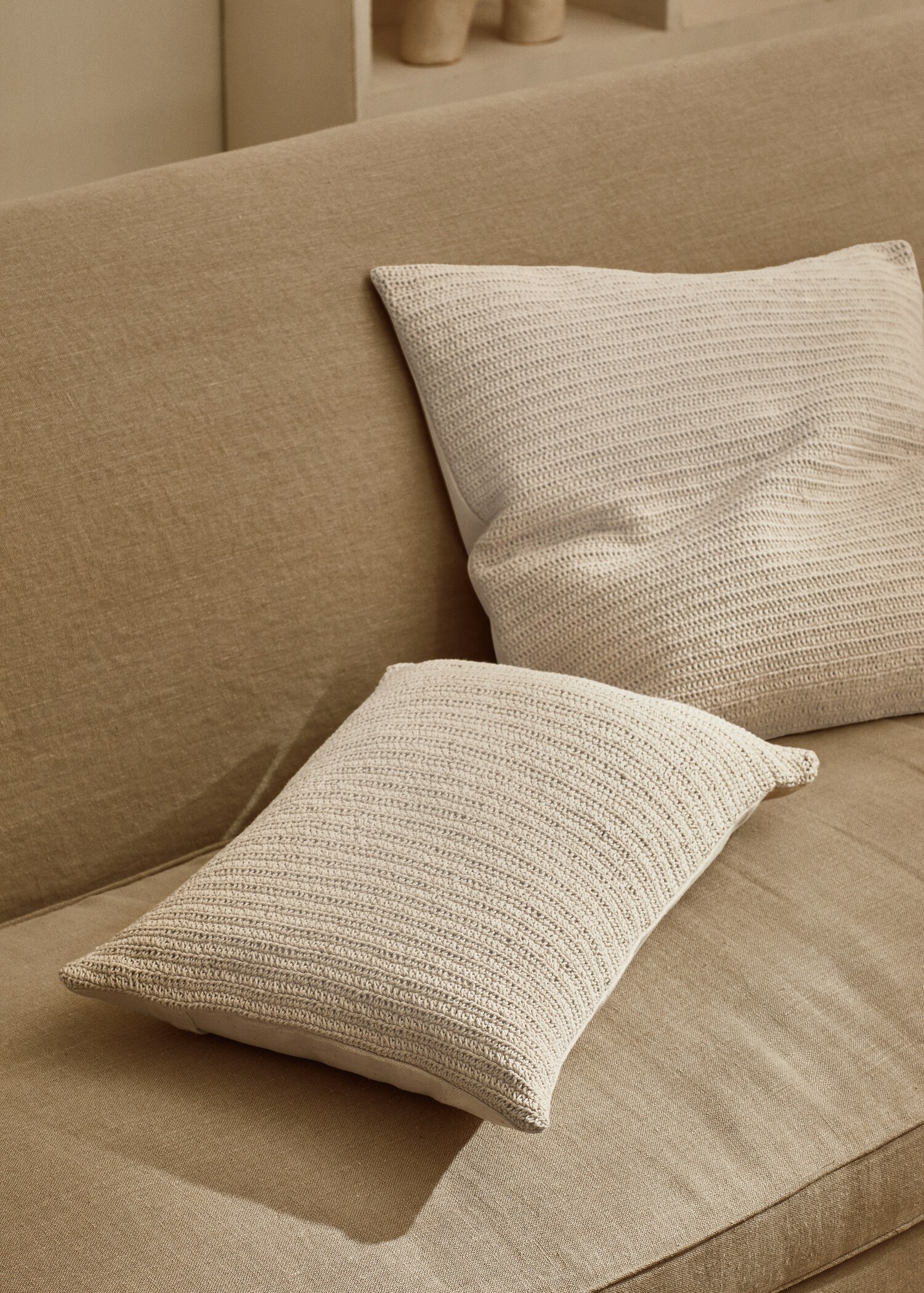 Textured cotton cushion case 40x60cm - Details of the article 8