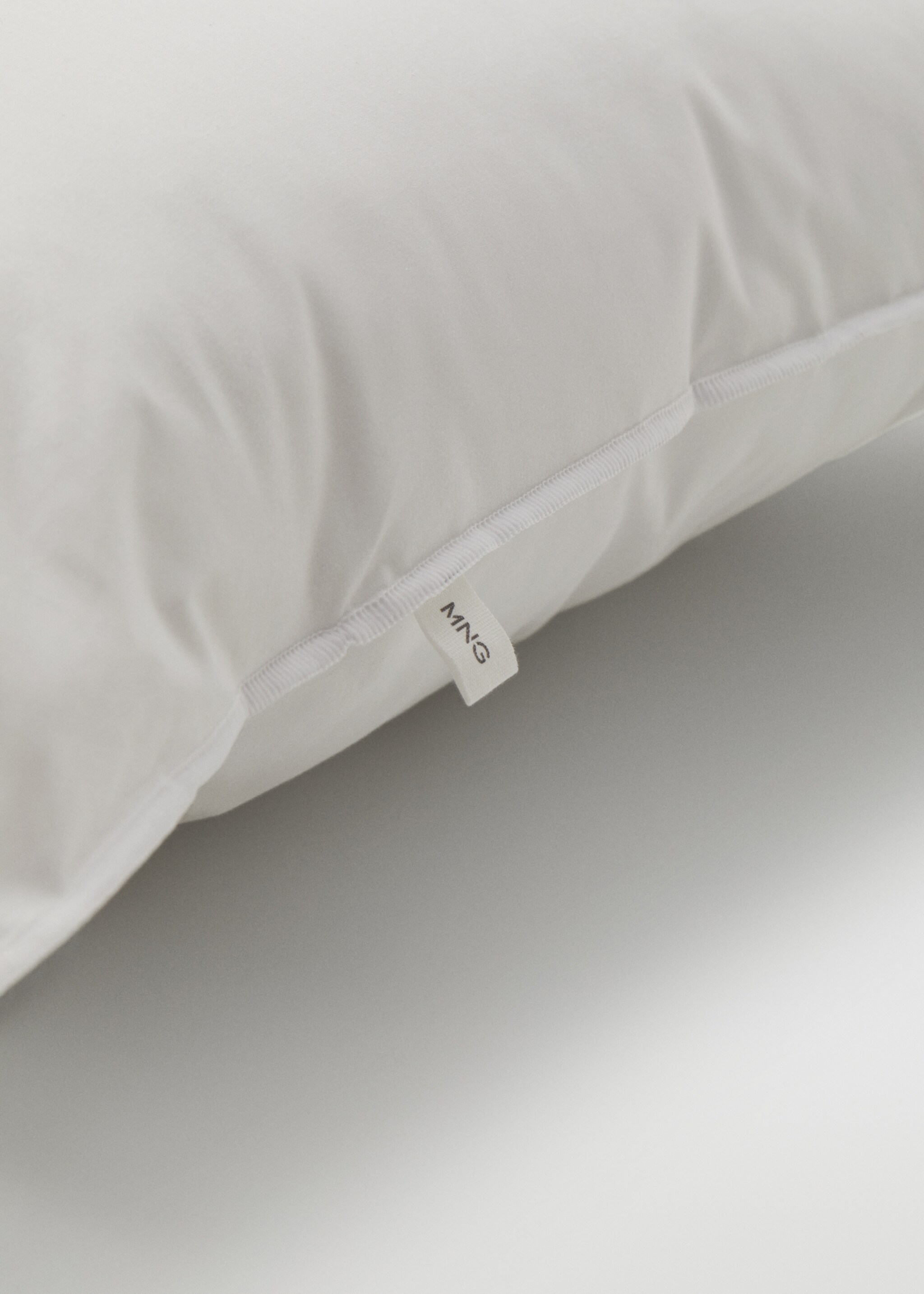 Fibre pillow filling 40x90cm - Medium plane, White. Ref: 37151272-00.