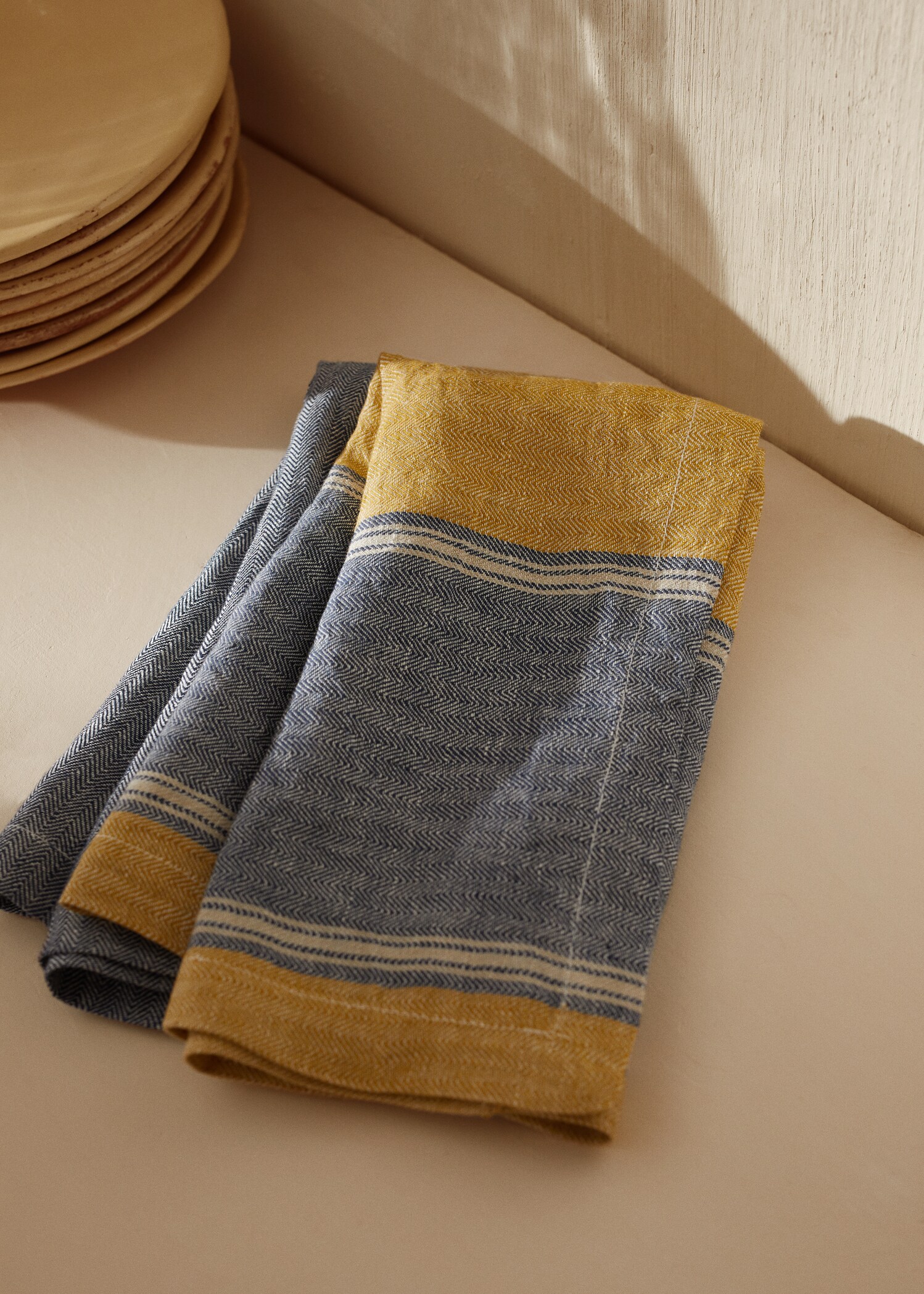2-pack randiga linneservetter - Detaljer om artikeln 8