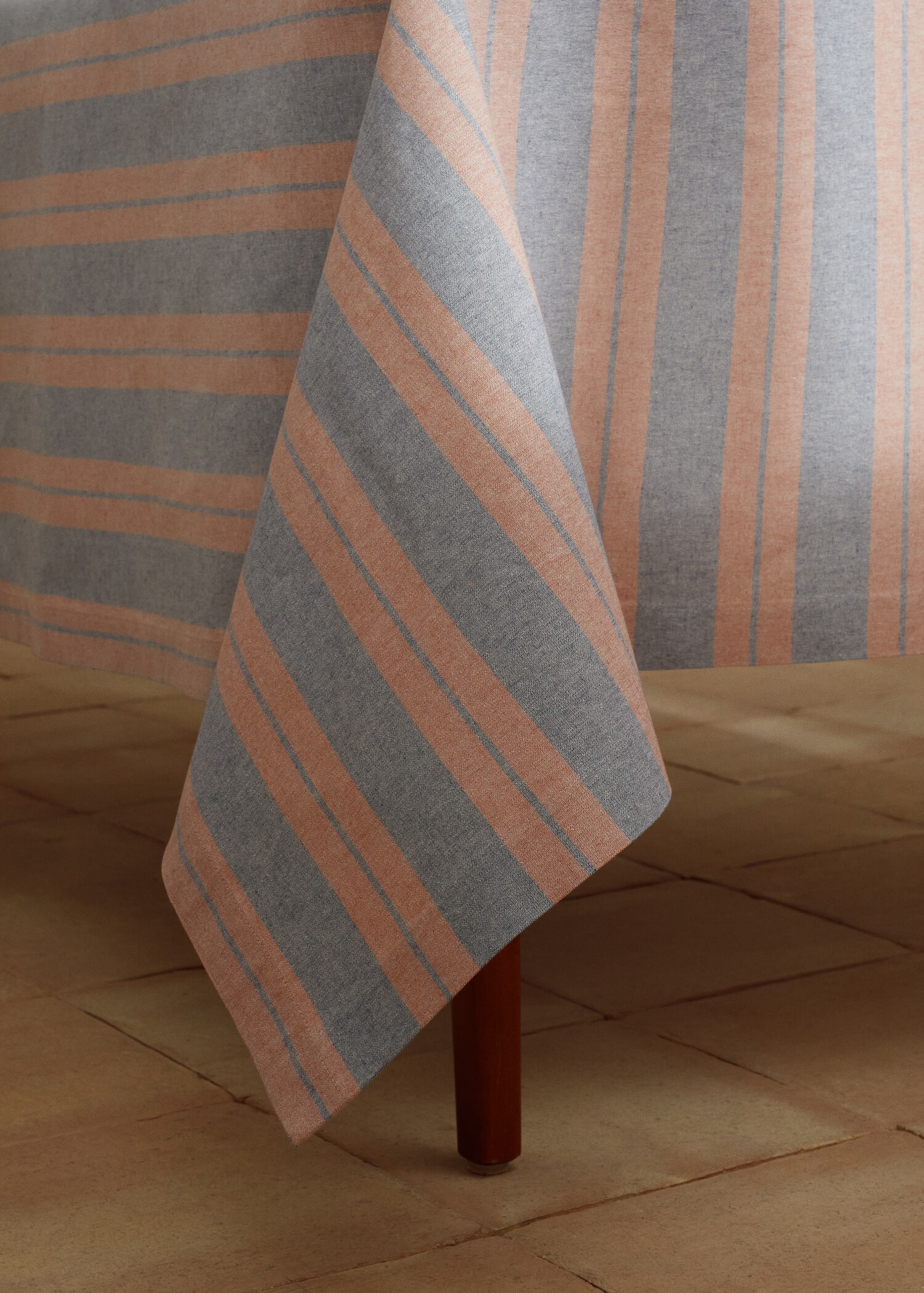 Printed cotton tablecloth 150x250cm - Details of the article 3